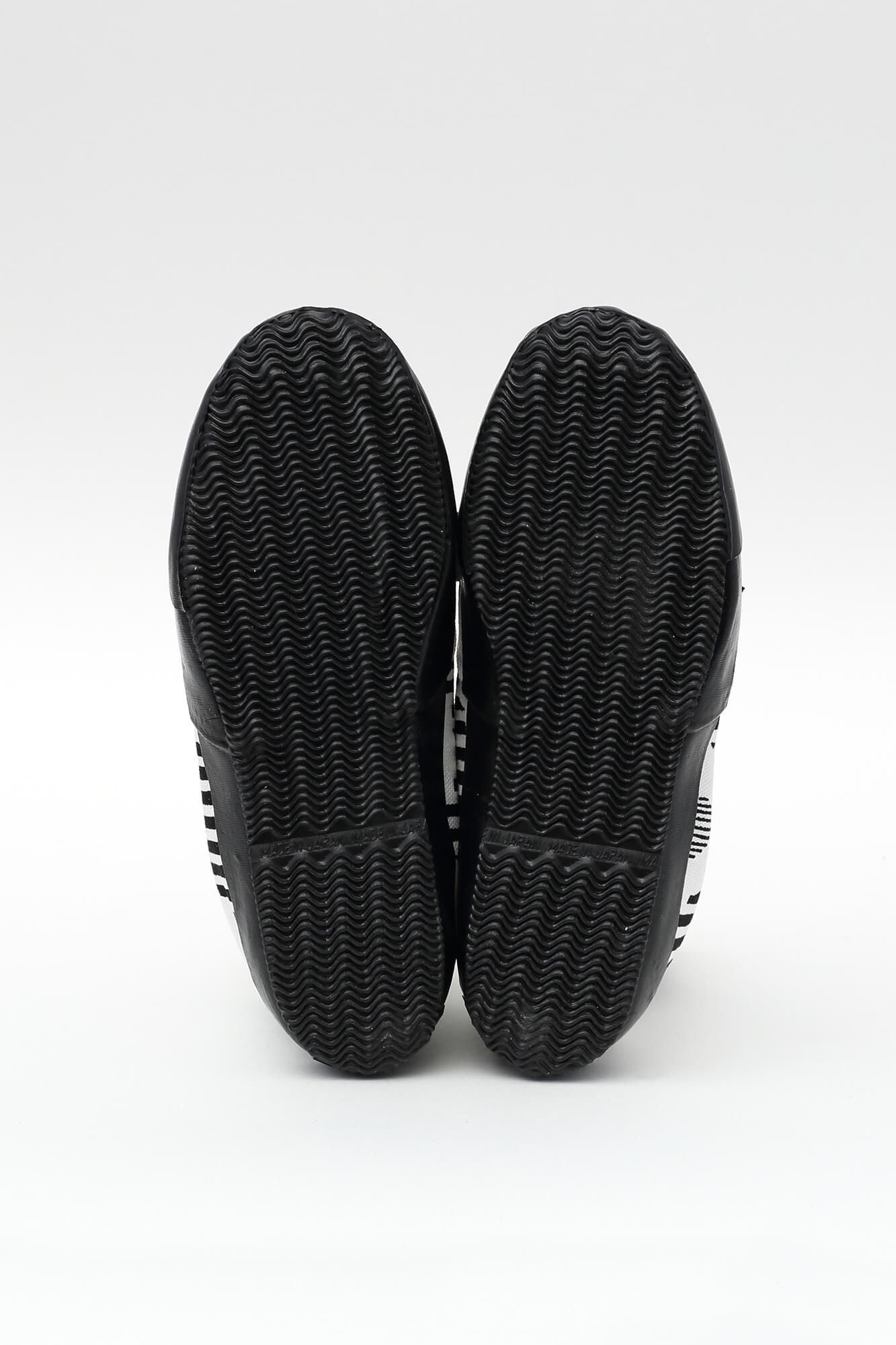 圆形的地下室塔布袜BOA/Daily（裂缝）