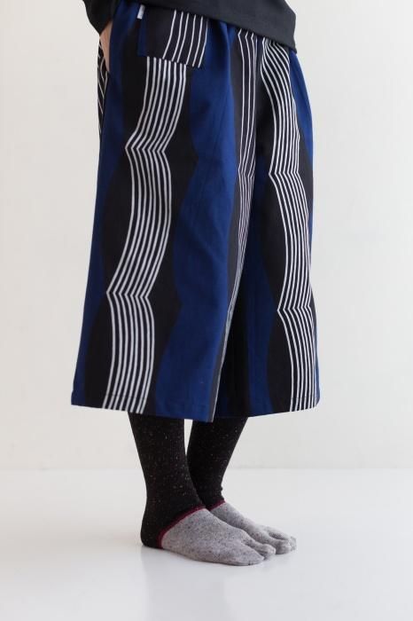 羊毛雙色分趾襪（膝下長度）／黑色 【女性用】