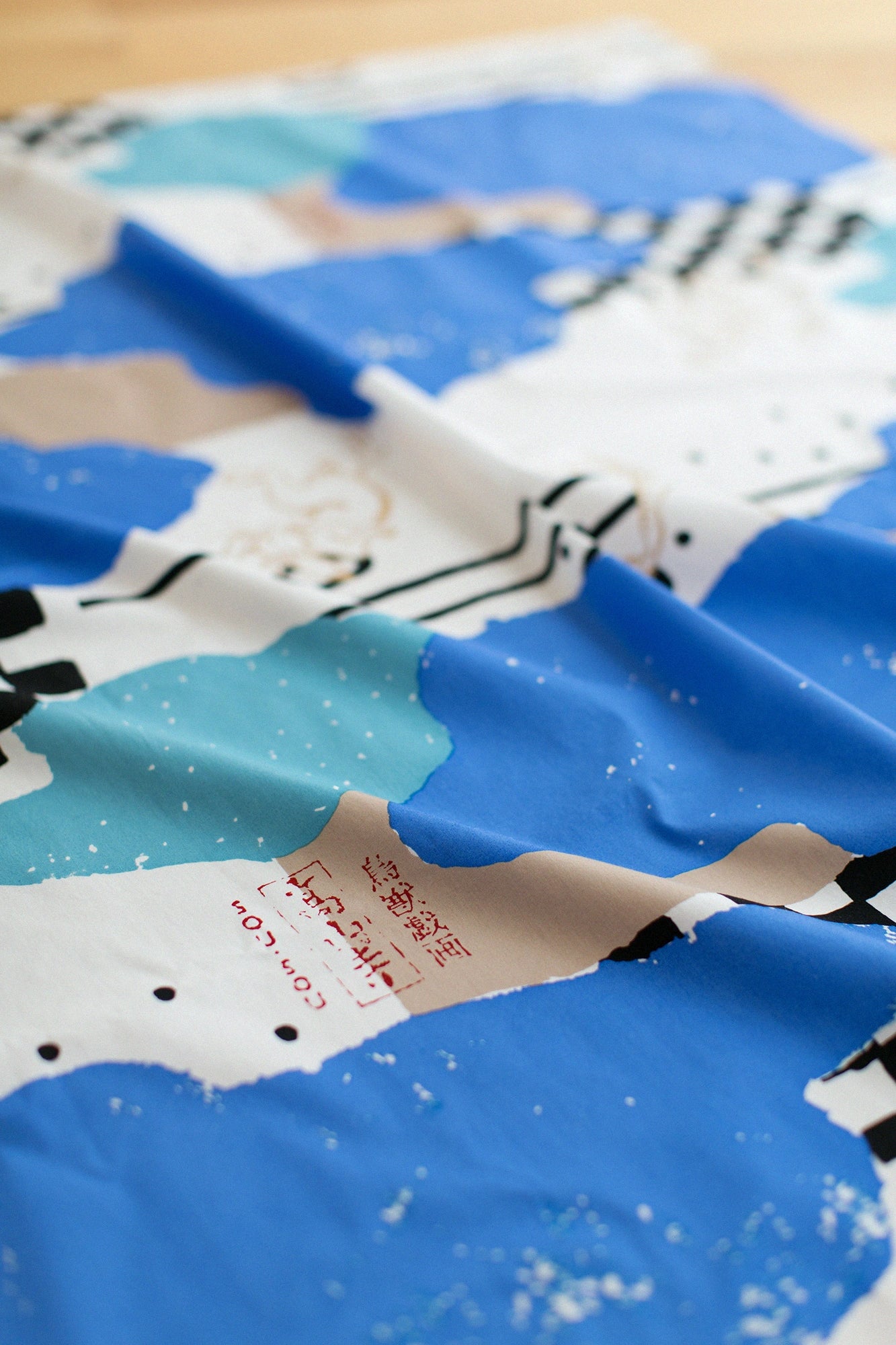 Handbedrucktes Furoshiki (groß) / Wolken und Choju-Giga