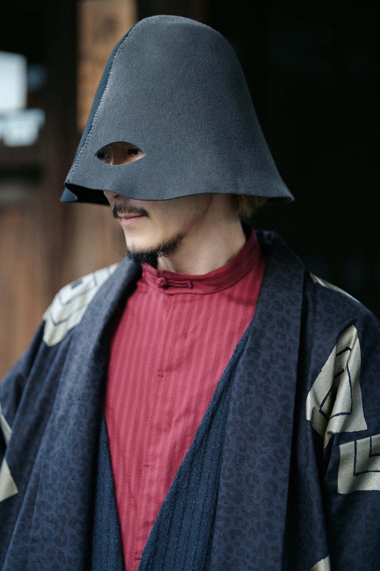 フェルト とっぱい／濡羽色（ぬればいろ）×濃灰（こいはい）