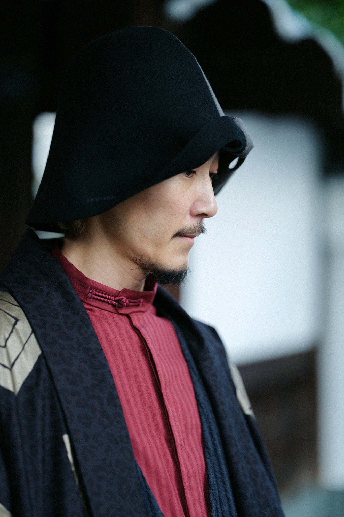 フェルト とっぱい／濡羽色（ぬればいろ）×濃灰（こいはい）