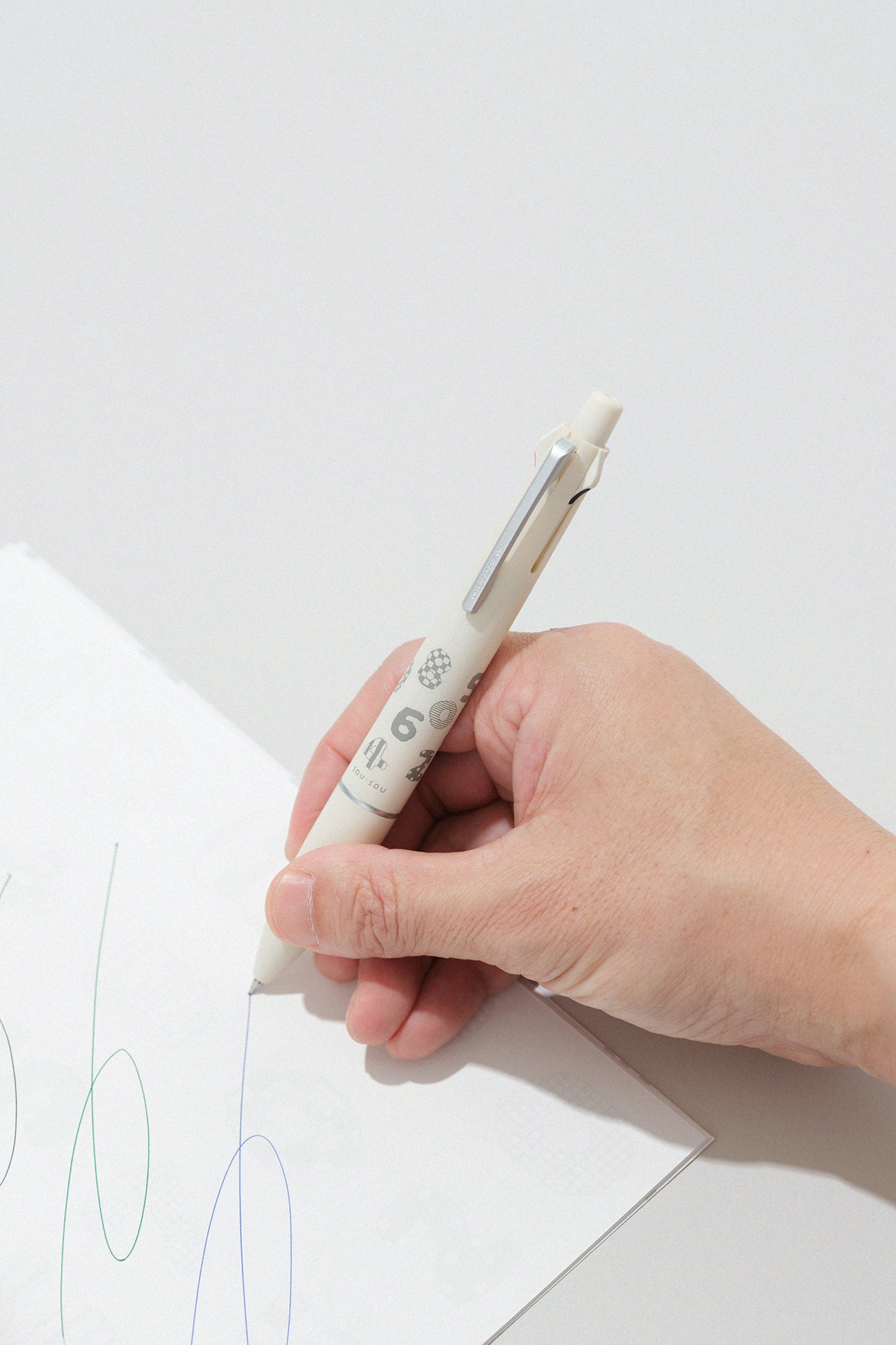 SOU・SOU×ジェットストリーム4＆1Lite／数あそび