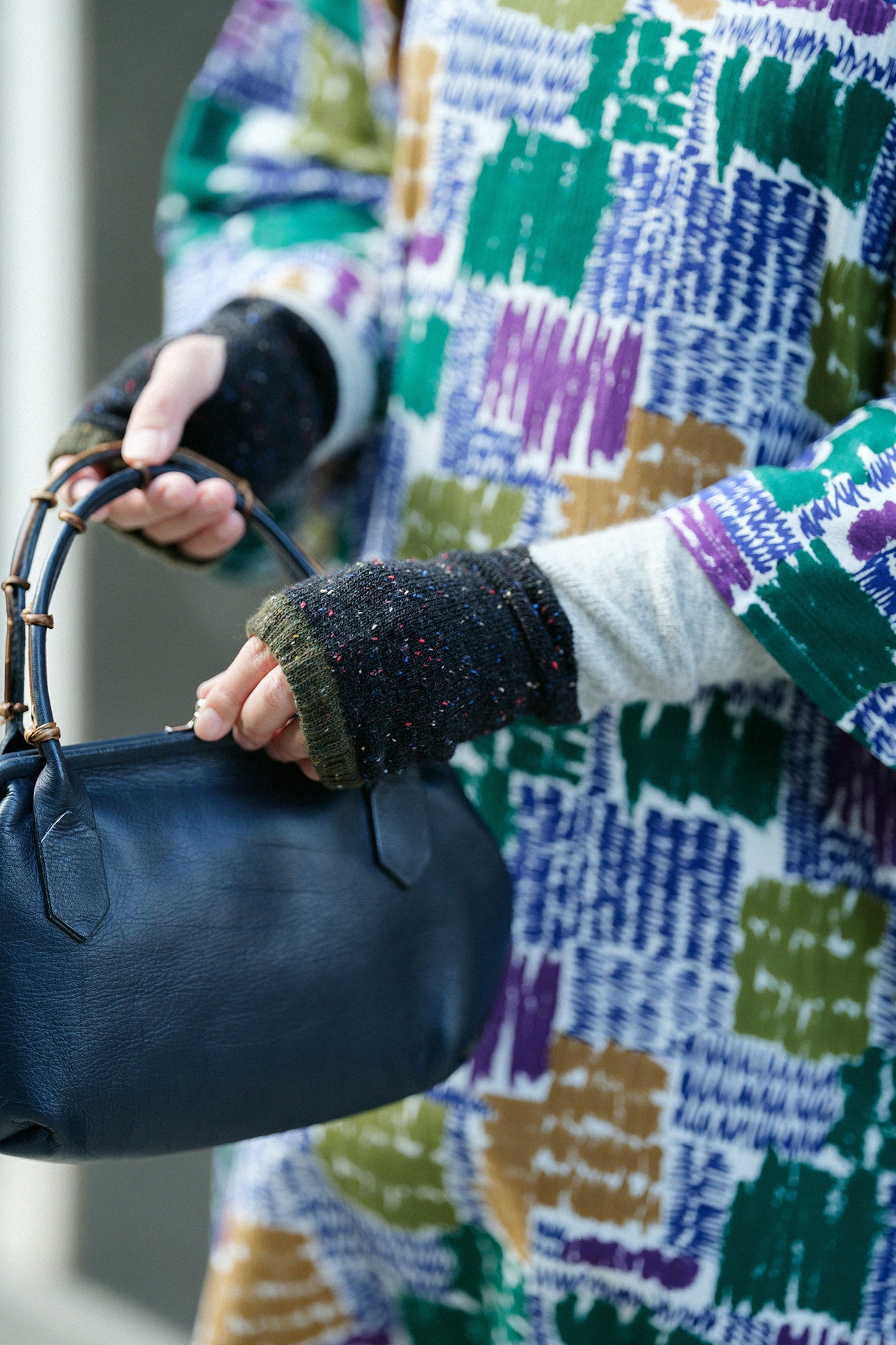 アンゴラ混 小手（こて）／海松色（みるいろ）2