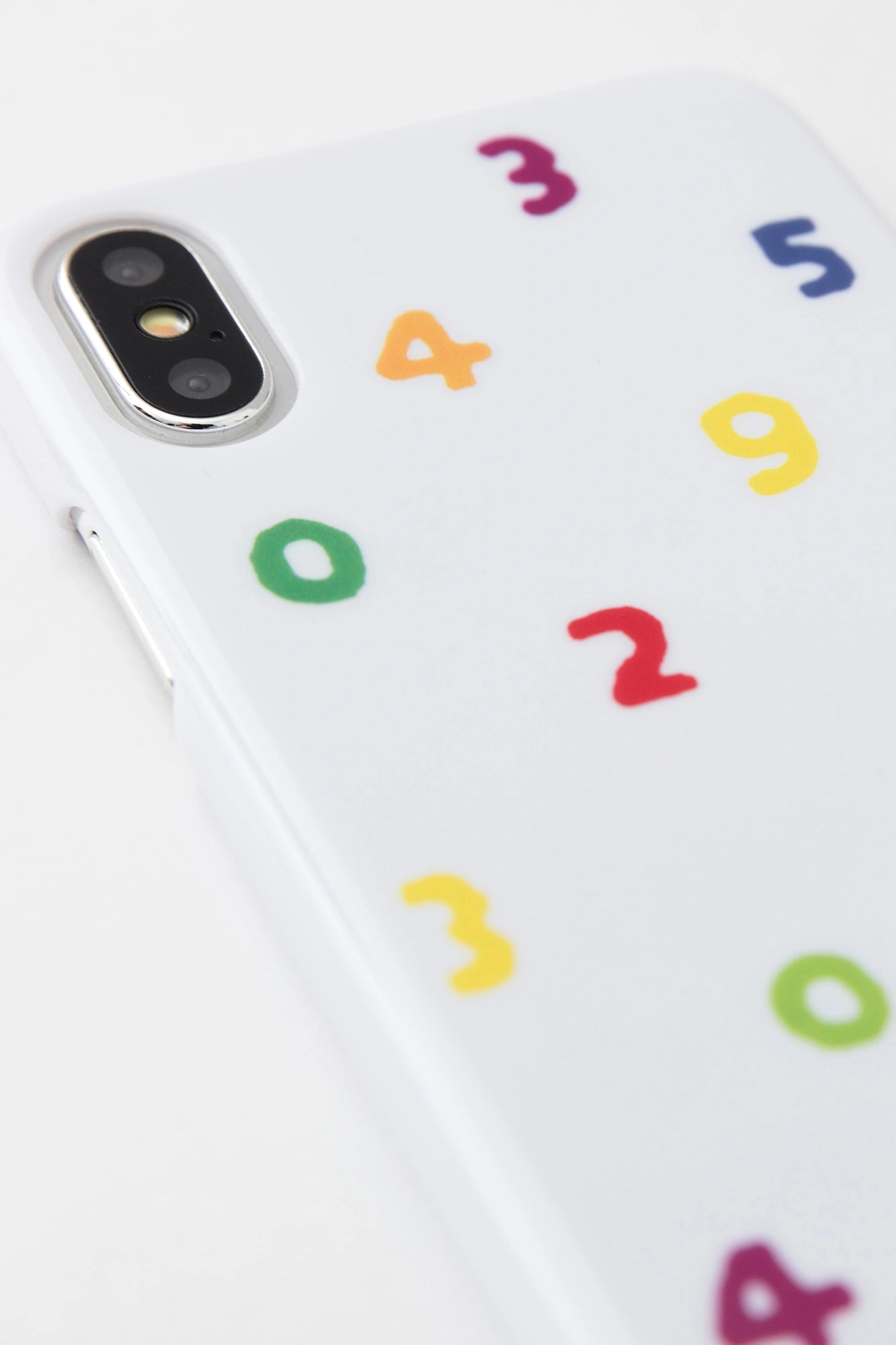 【net限定】iPhone_XS_Max テキスタイルカバー／SO-SU-U いろいろ▲