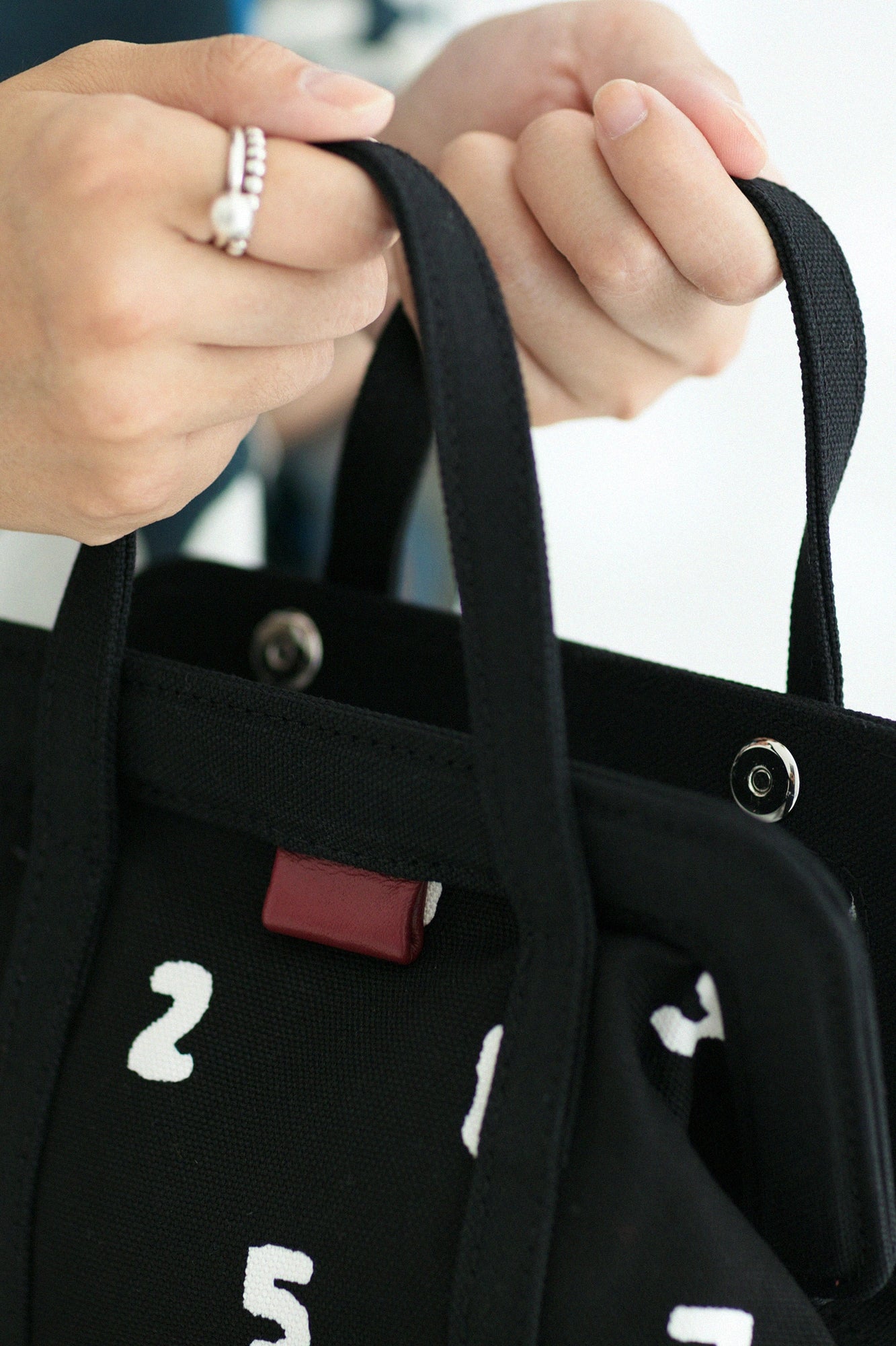 Sou ・ sou × y'saccs fourre-tote gama petit / so-su-u