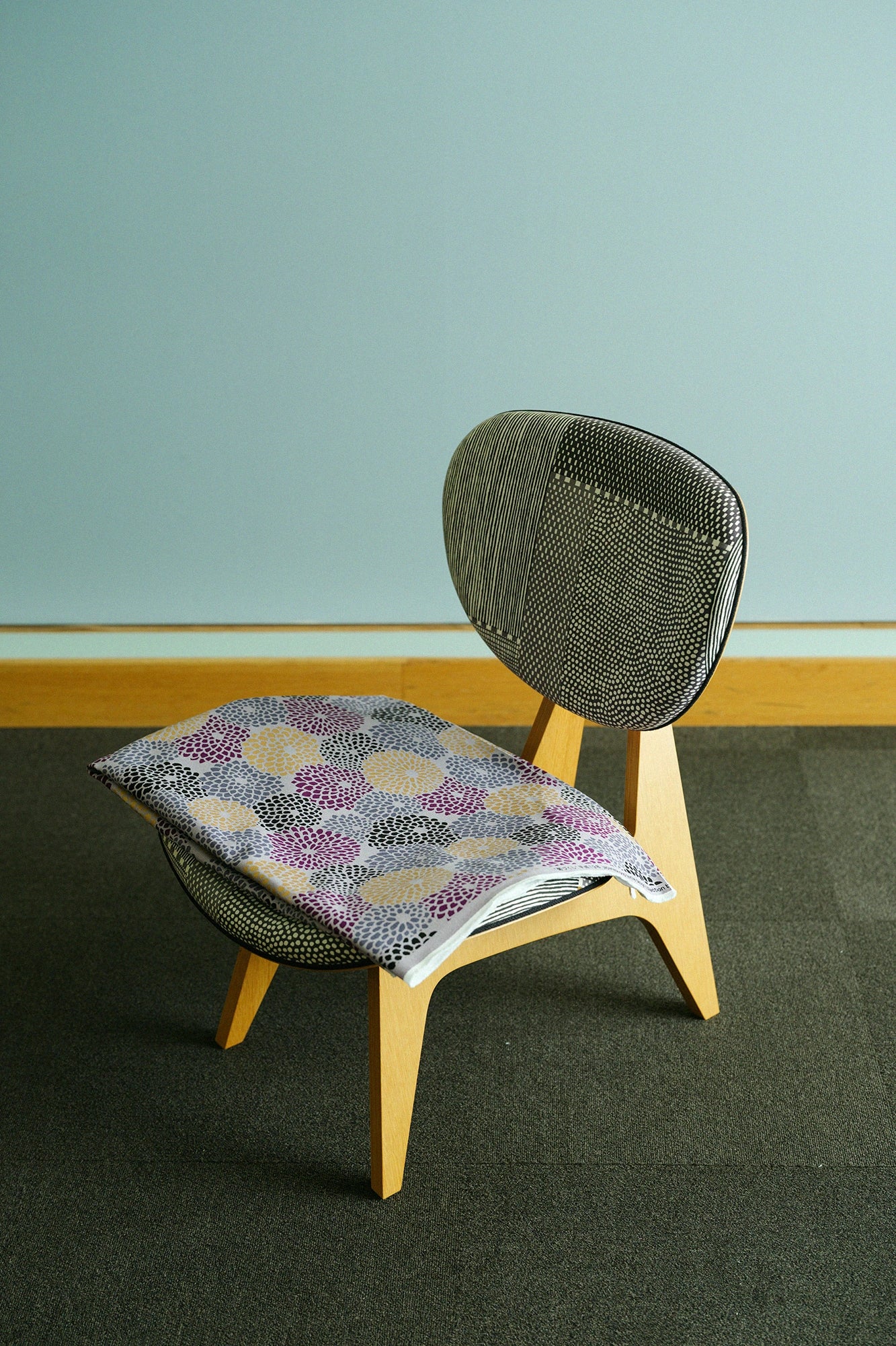 【Shipping in 1.5 months】SOU・SOU×Tendo Mokko Middle Type Chair/Chrysanthemum Chongyang
