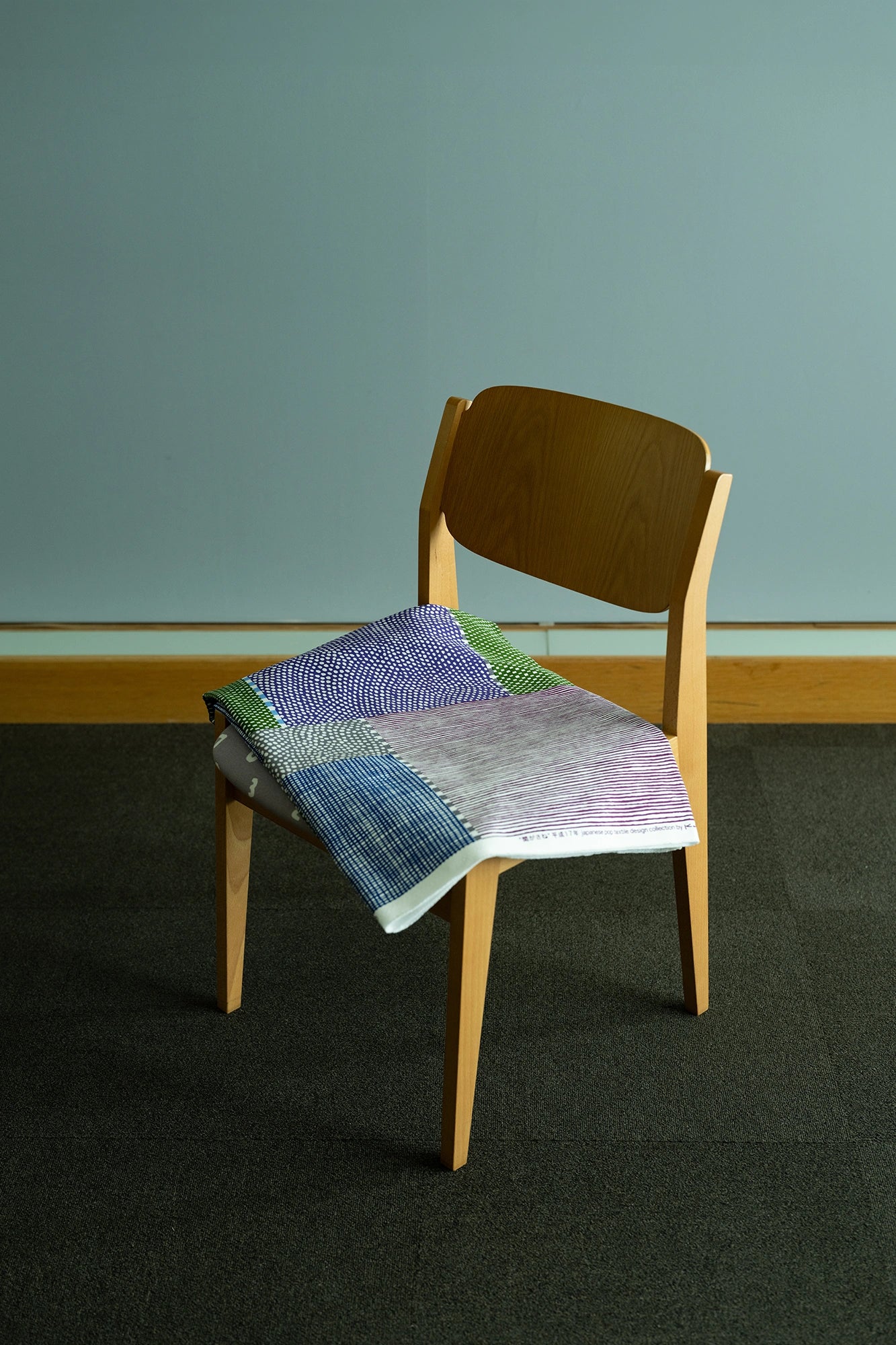 [Expédié sous 1 mois et demi] SOU/SOU x Tendo Mokko Small Chair/Magasane Kawaberi