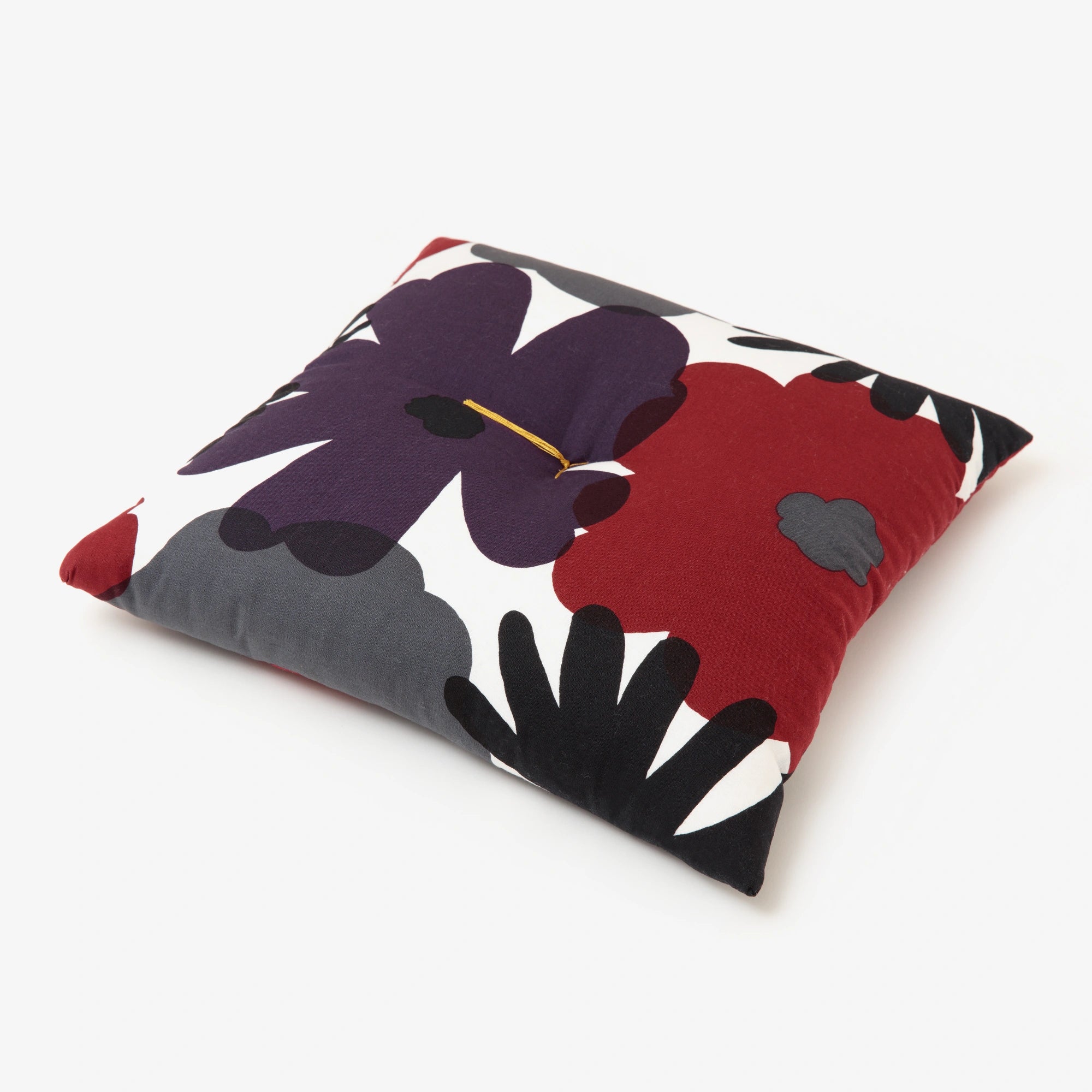 【Ships in 6 Weeks】SOU・SOU Kyoto Cushion (21 Count Plain Weave) ／Oraka Multicolored Flower Breeze