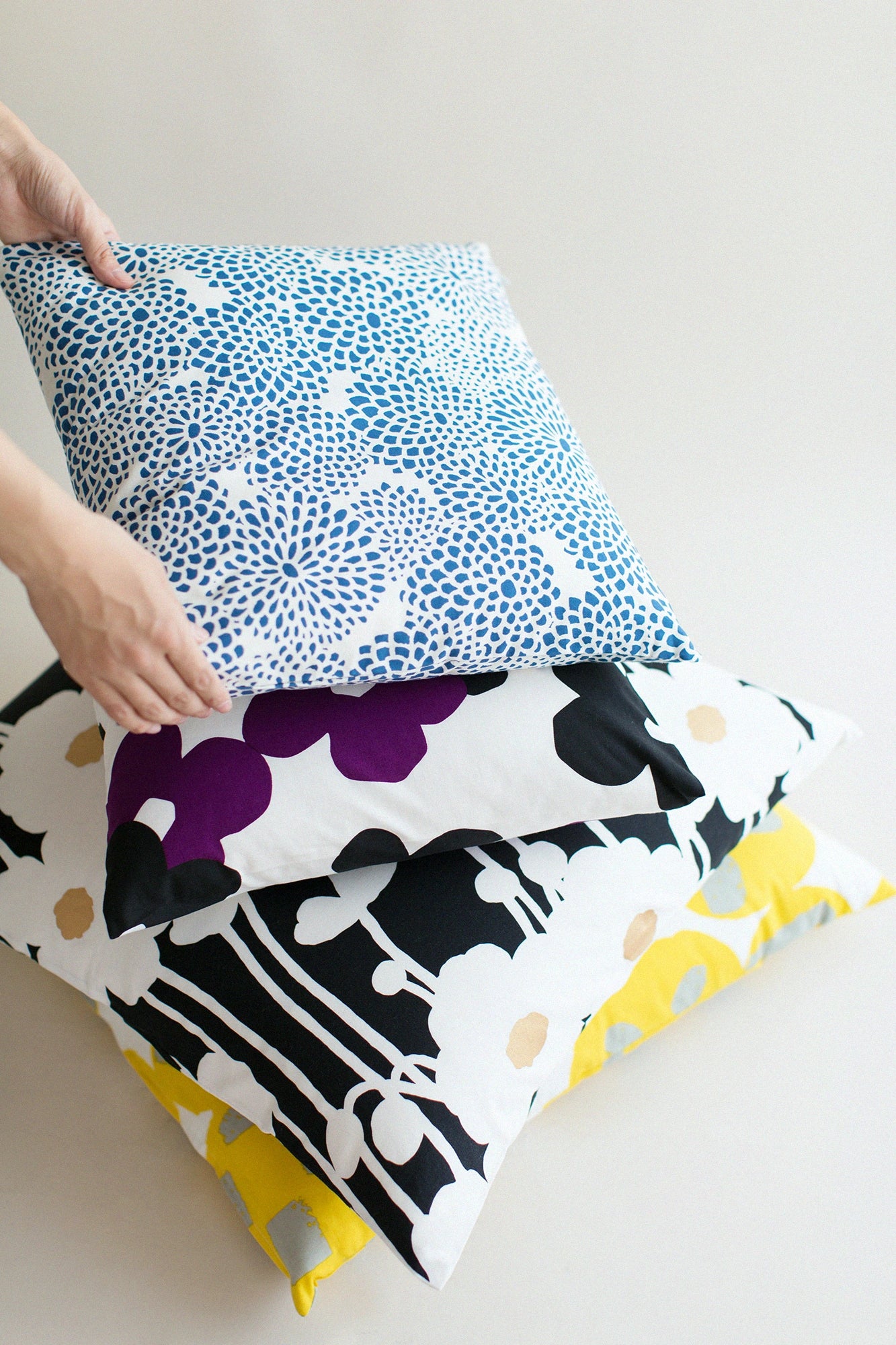 [Expédié en 6 semaines] Housse de coussin 21ème tissage uni/couleur chrysanthème torinoko