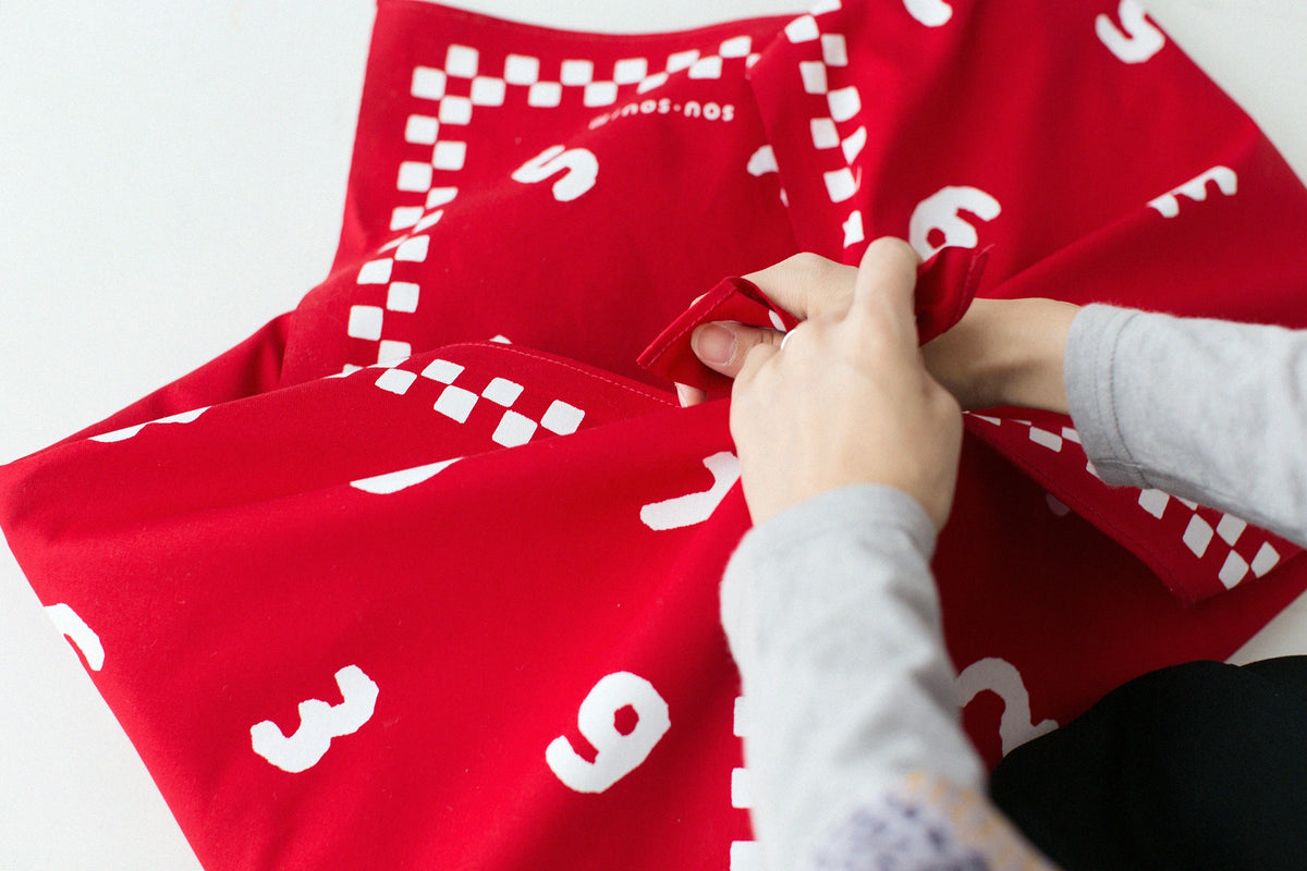 SOU・SOU× Arakawa Masujiro Shoten Furoshiki (센터)/SO-SU-U 쇼조히