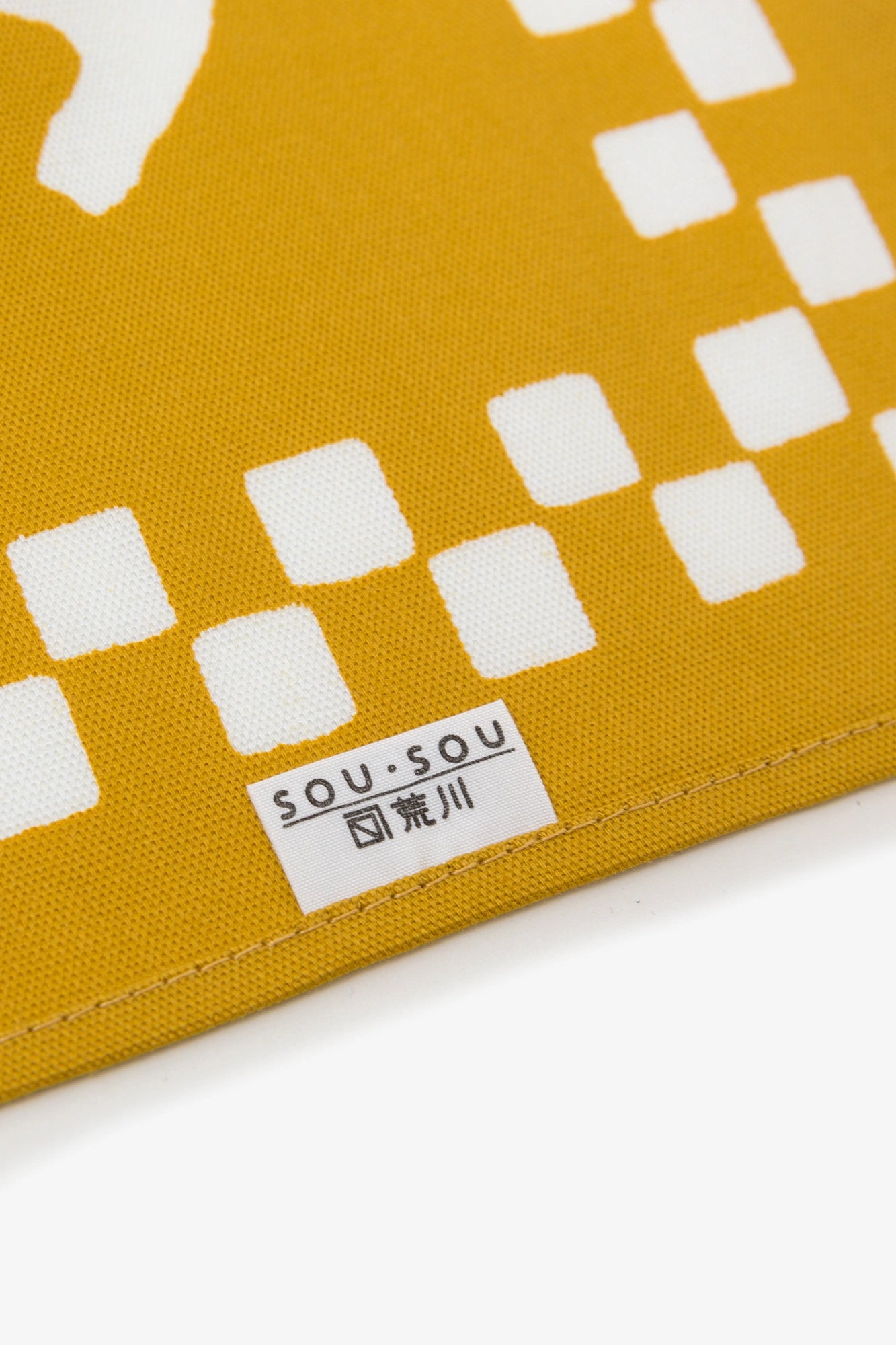 SOU・SOU ×Arakawa Masujiro Furoshiki (Medium) / SO-SU-U Golden Yellow