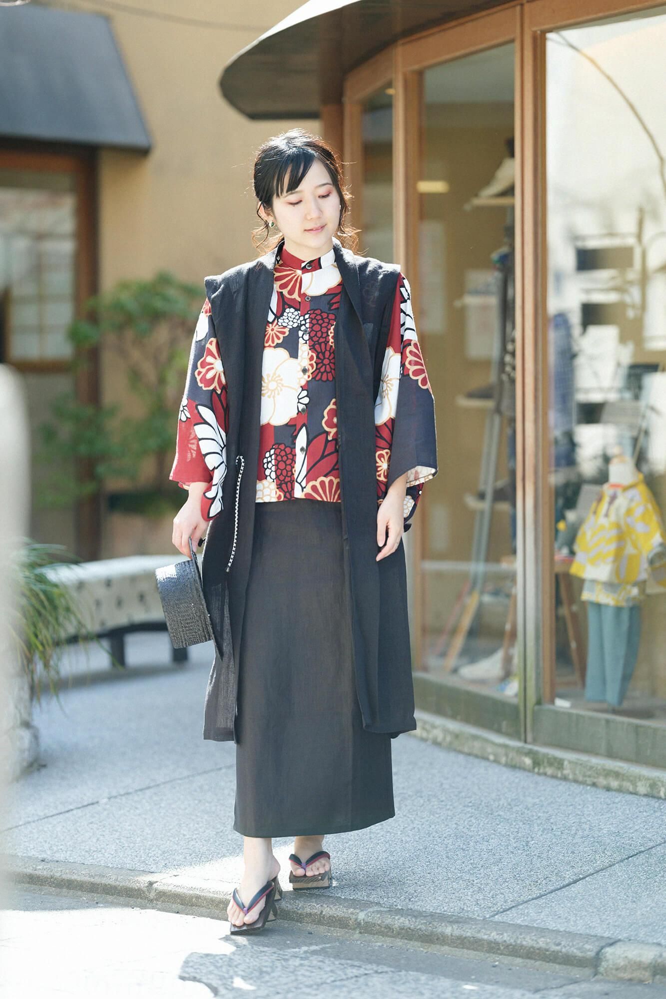 Mikamoyaki Geta皮革/角（孔）湿羽毛（染色）