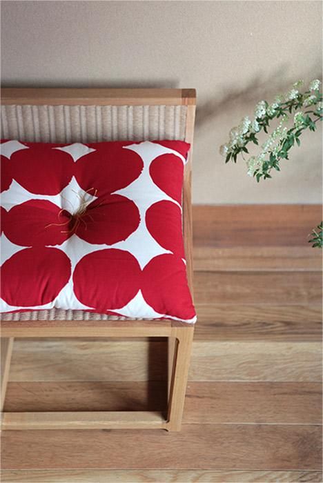 SOU・SOUKyoto Cushion（21 Count Plain Weave）／Marbles Milky white×Red【※Delivery in 3 weeks】