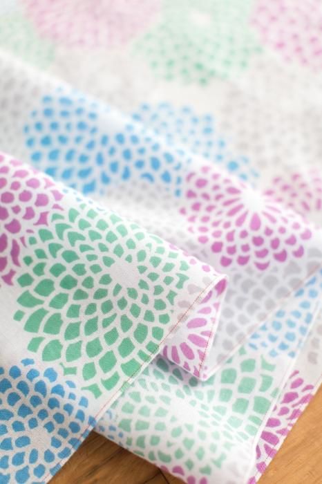 Isemomen Cotton Textile Handkerchief / Chrysanthemum Ryofu