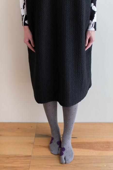 在Tabi（膝盖以下） / Risshun（女性）下