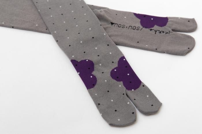 在Tabi（膝盖以下） / Risshun（女性）下