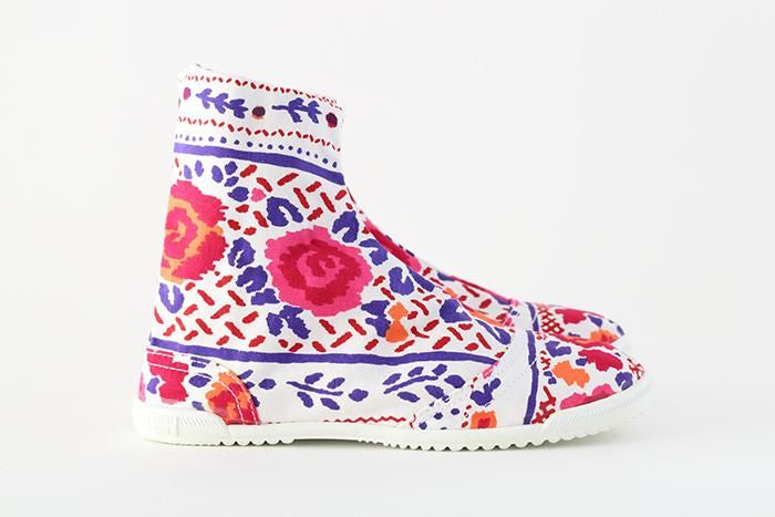 【Online】Marugo Round Toe Tabi Shoes / Eastern Europe