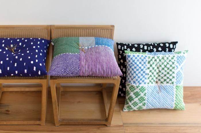 SOU・SOUKyoto Cushion（No.8 Canvas）／Lines and Dots Riverside(mosquitoWaBeri) [※DeliveryApproximately 3 weeks]