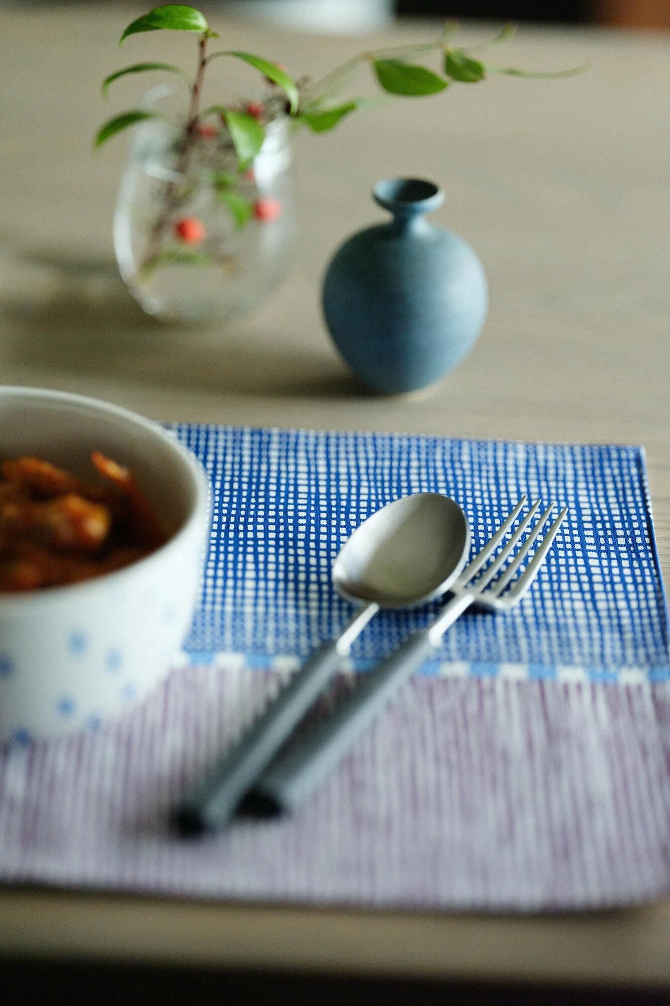 PlaceMat/마가사네 강 가장자리