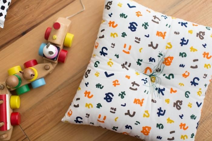 SOU・SOUKyoto Cushion（21 Count Plain Weave）／Japanese Alphabet Song Play in the Mountain【※Delivery in 3 weeks】