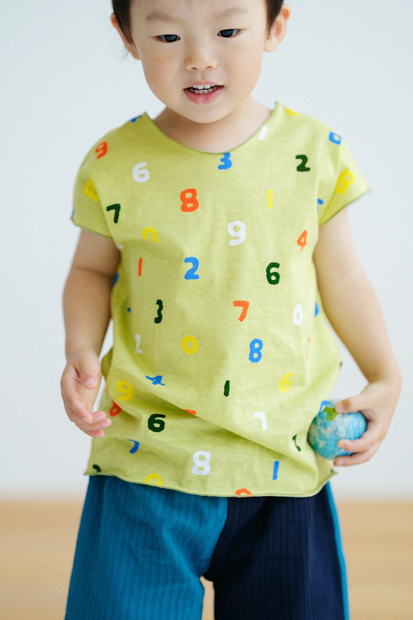'身長：'95.4cm,'年齢：'3歳,'着用サイズ：'M
