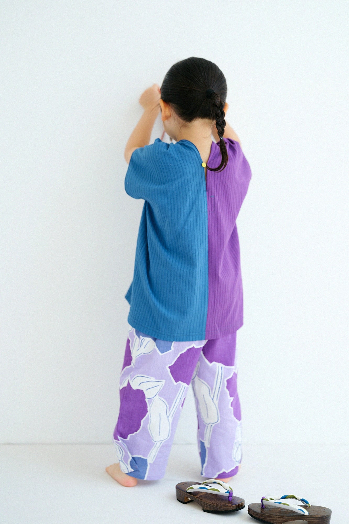 '身高：'99.6cm,'年龄：' 4岁,'穿用尺码：'L
,左下