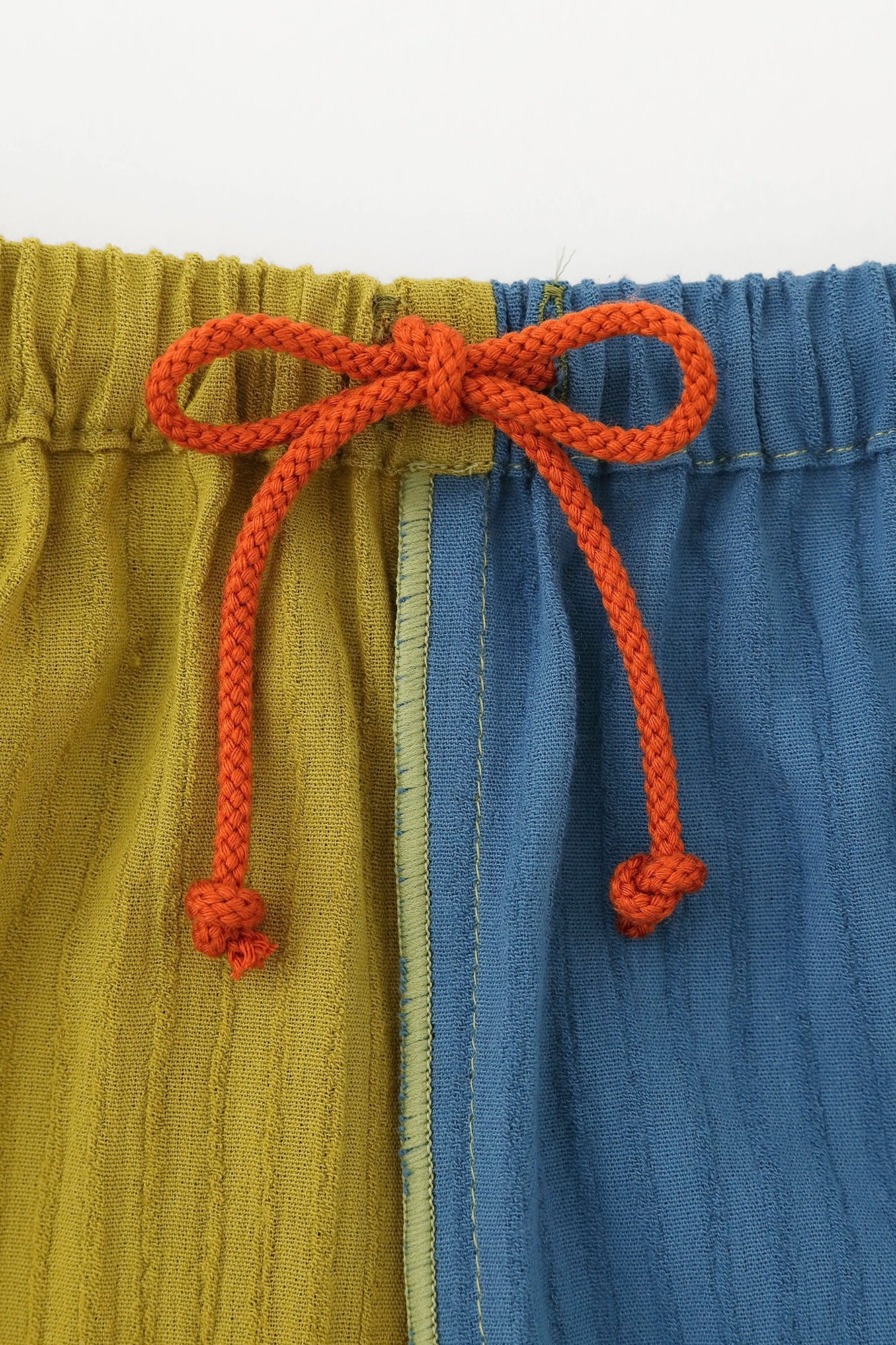 ●Chizimi Cotton 40/20 Akiha Knee Length Monpe Pants Bi-color／Yellowish Green×Bluish Green