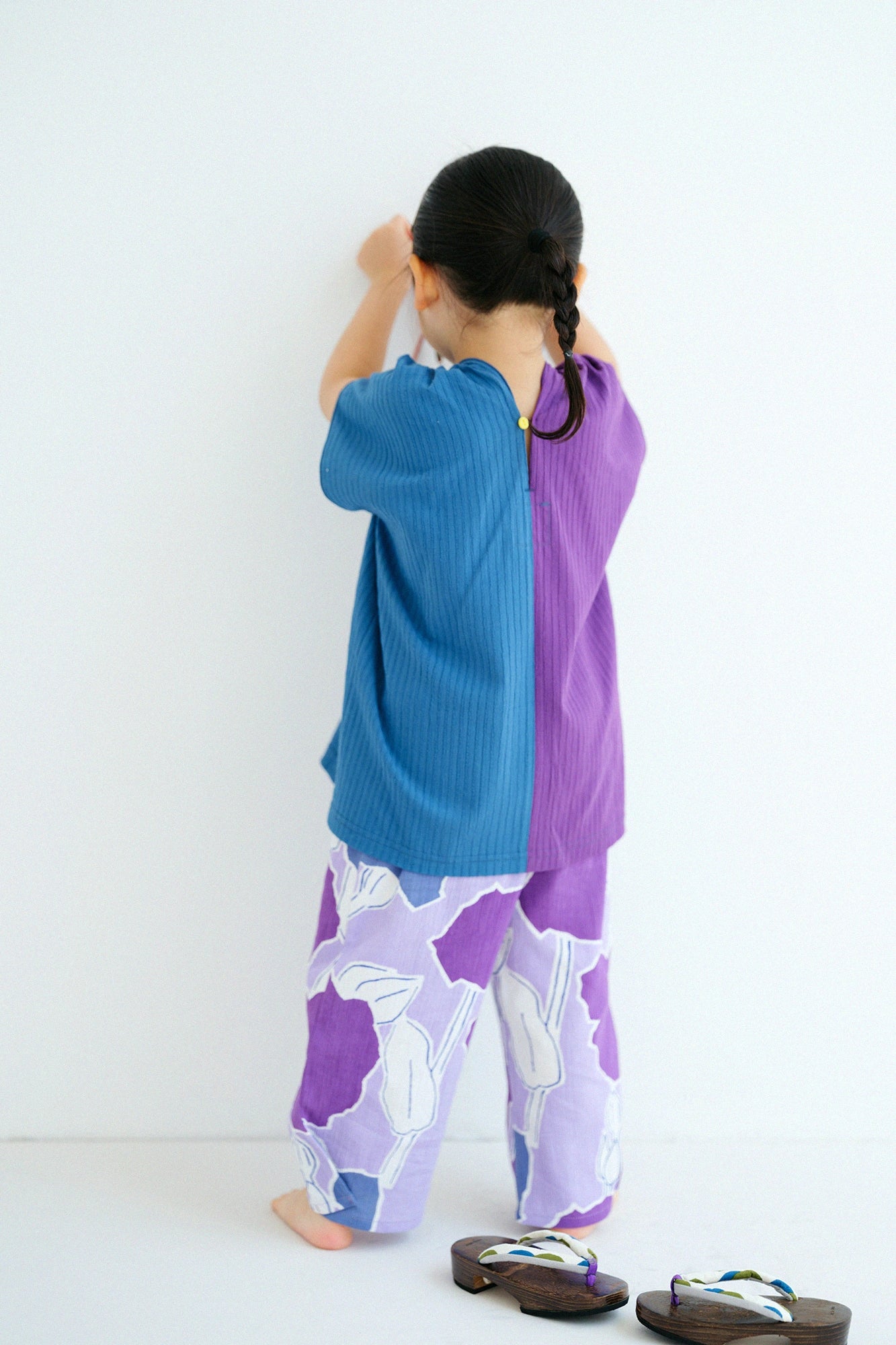 '身長：'99.6cm,'年齢：' 4歳,'着用サイズ：'M,左下
