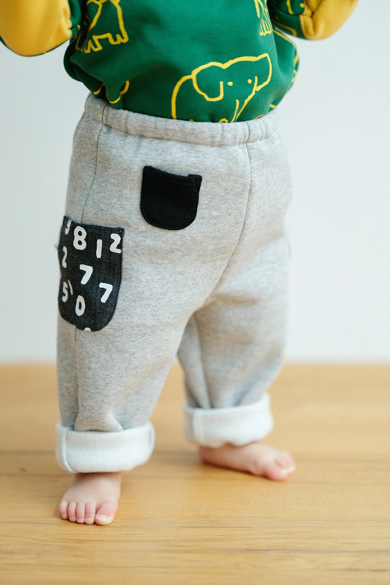 ●內起絨 三袋童裝長褲 ／灰色

