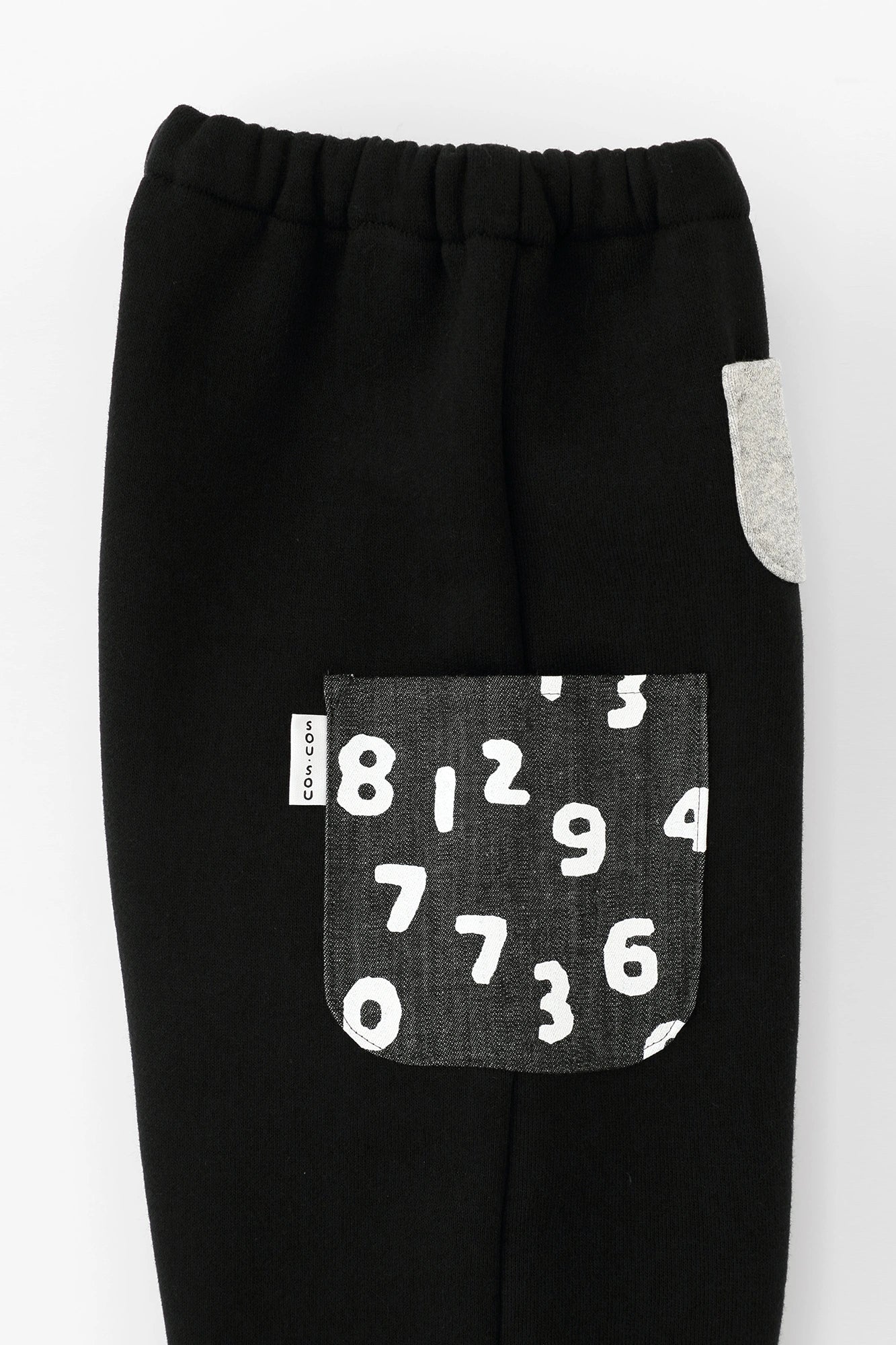 ●內起絨 三袋童裝長褲 ／黑色2