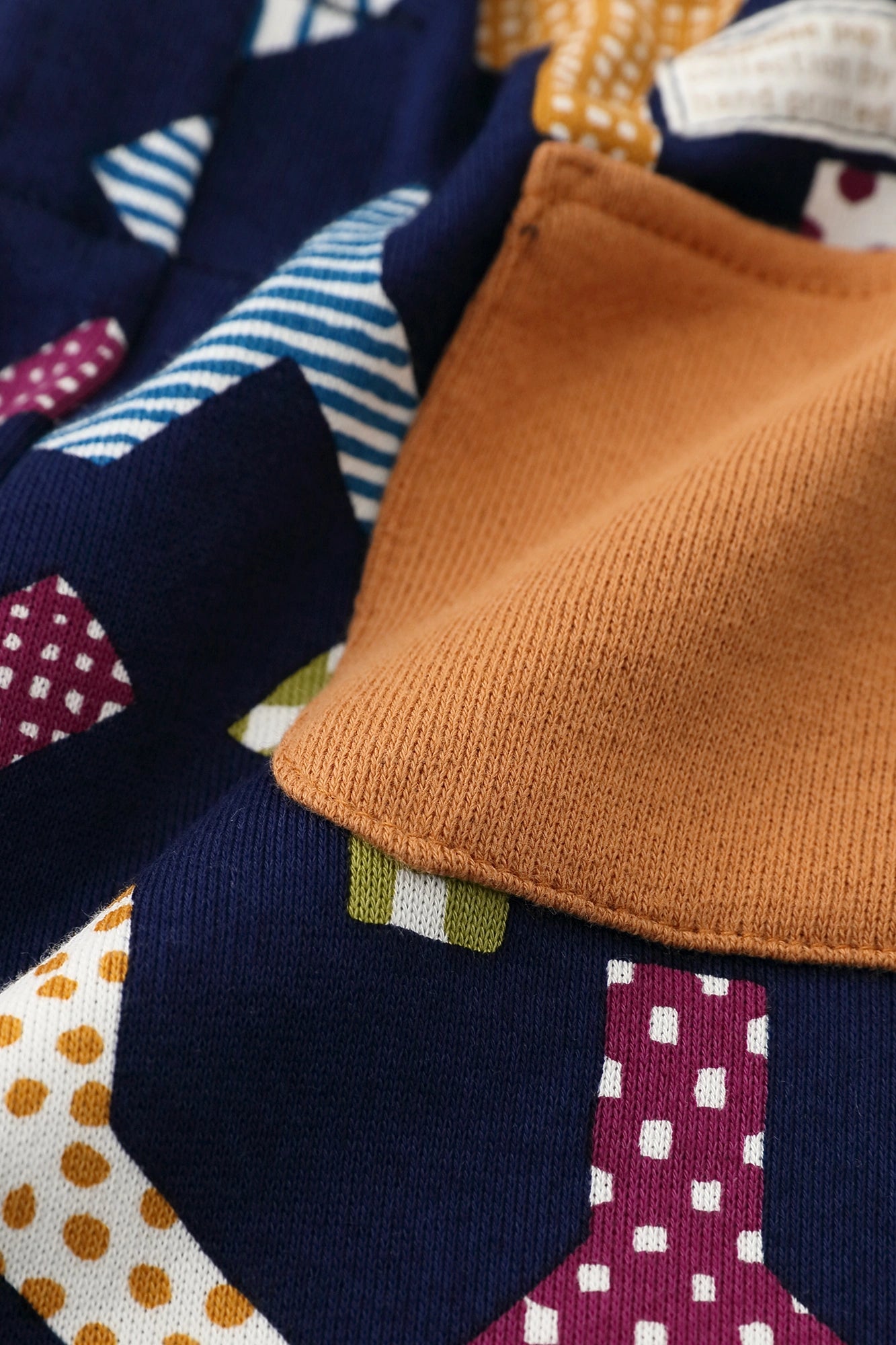 ●細內抓毛童裝長褲 ／個性