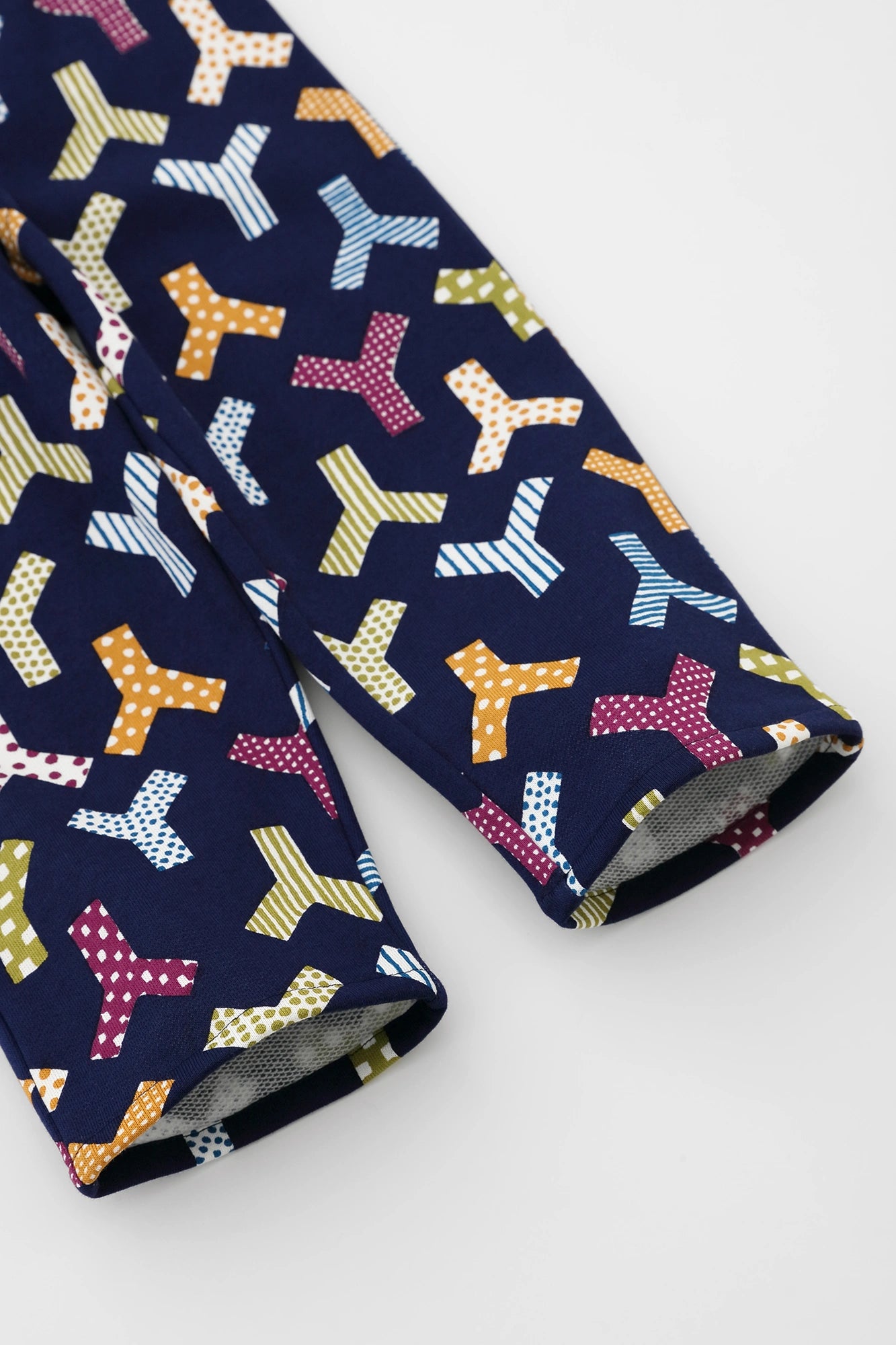 ●細內抓毛童裝長褲 ／個性