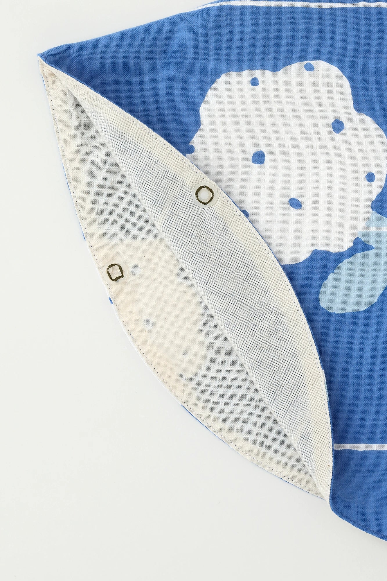 ●Isemomen Poncho Hifu/Boule de Riz