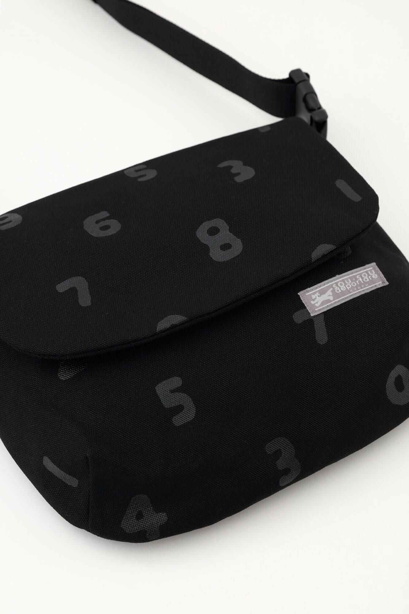 自行车肩膀/so-u-u中湿羽毛颜色（木材）