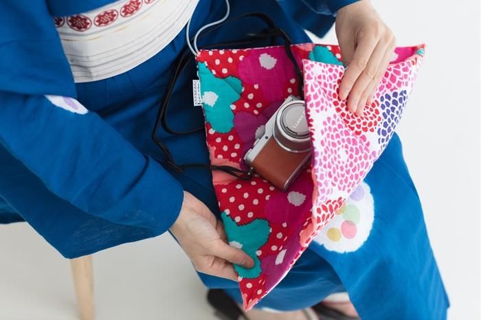 カメラ風呂敷／菊づくし×おおいぬのふぐり