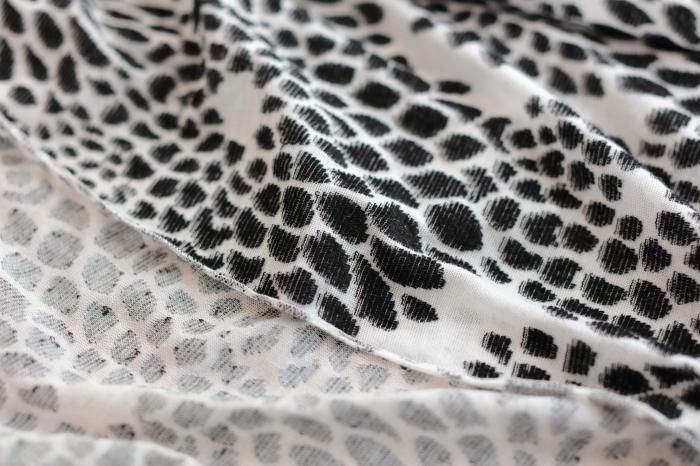 SOU · SOU × MOONBAT Scarf / Chrysanthemum Backlight