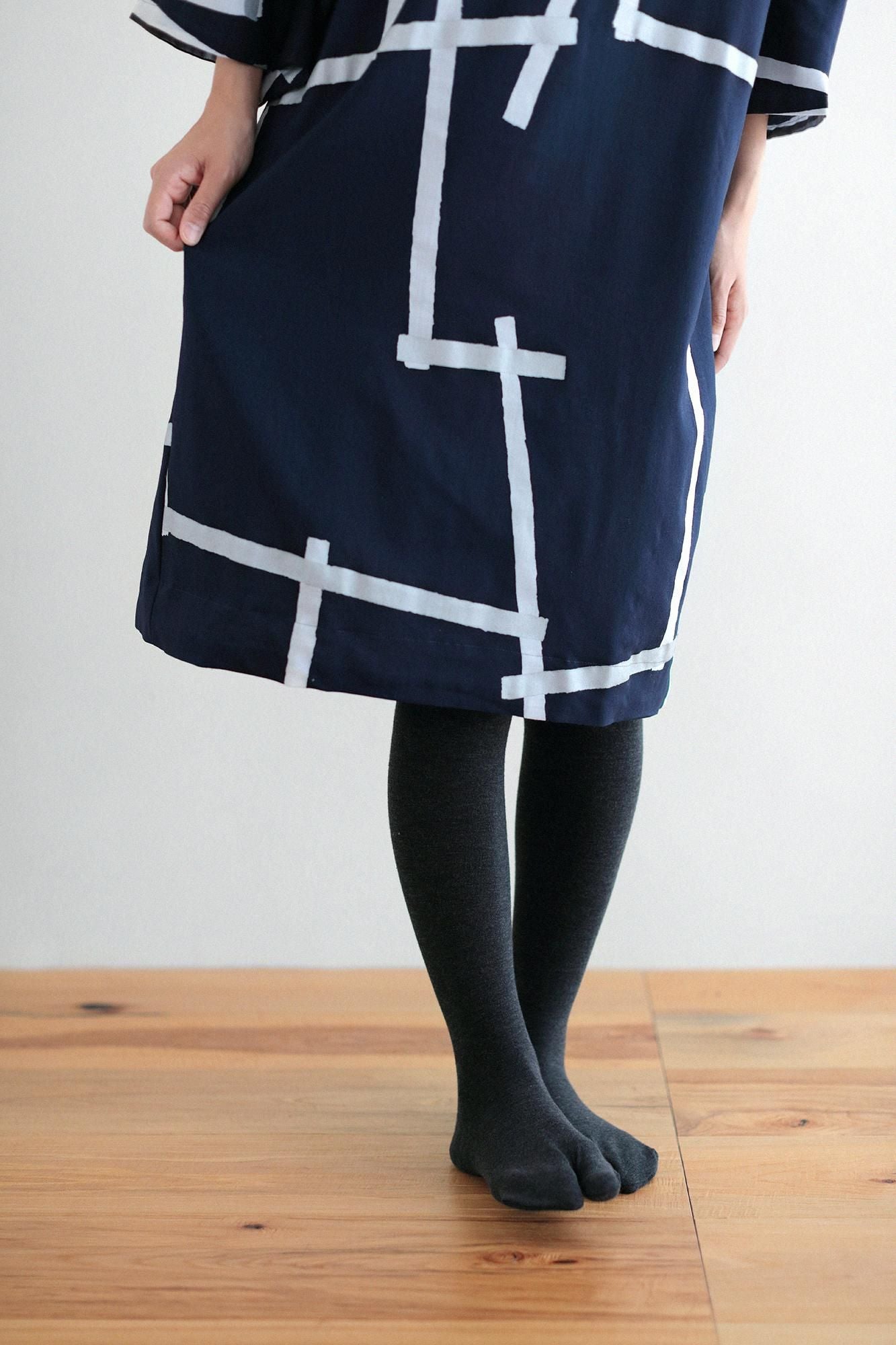 分趾褲襪／深灰色