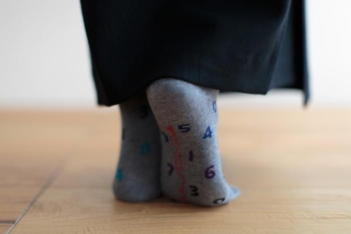 Tabi Socks (Mid-calf)／SO-SU-U Grey Gradient【Men・Women】