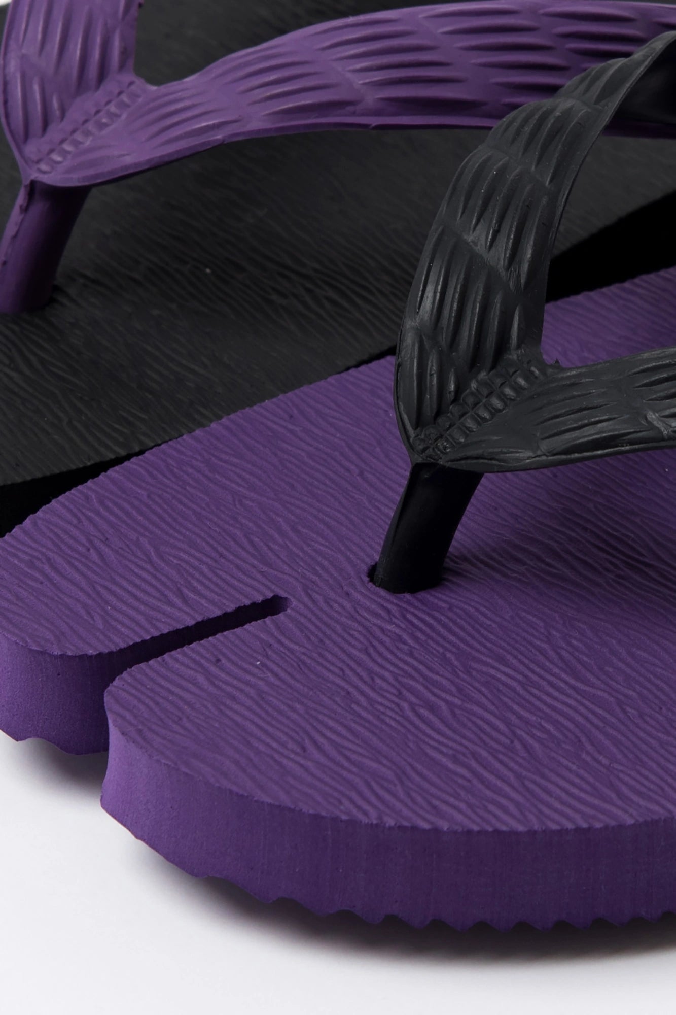 Tabi Sandals / Black×Iris Color