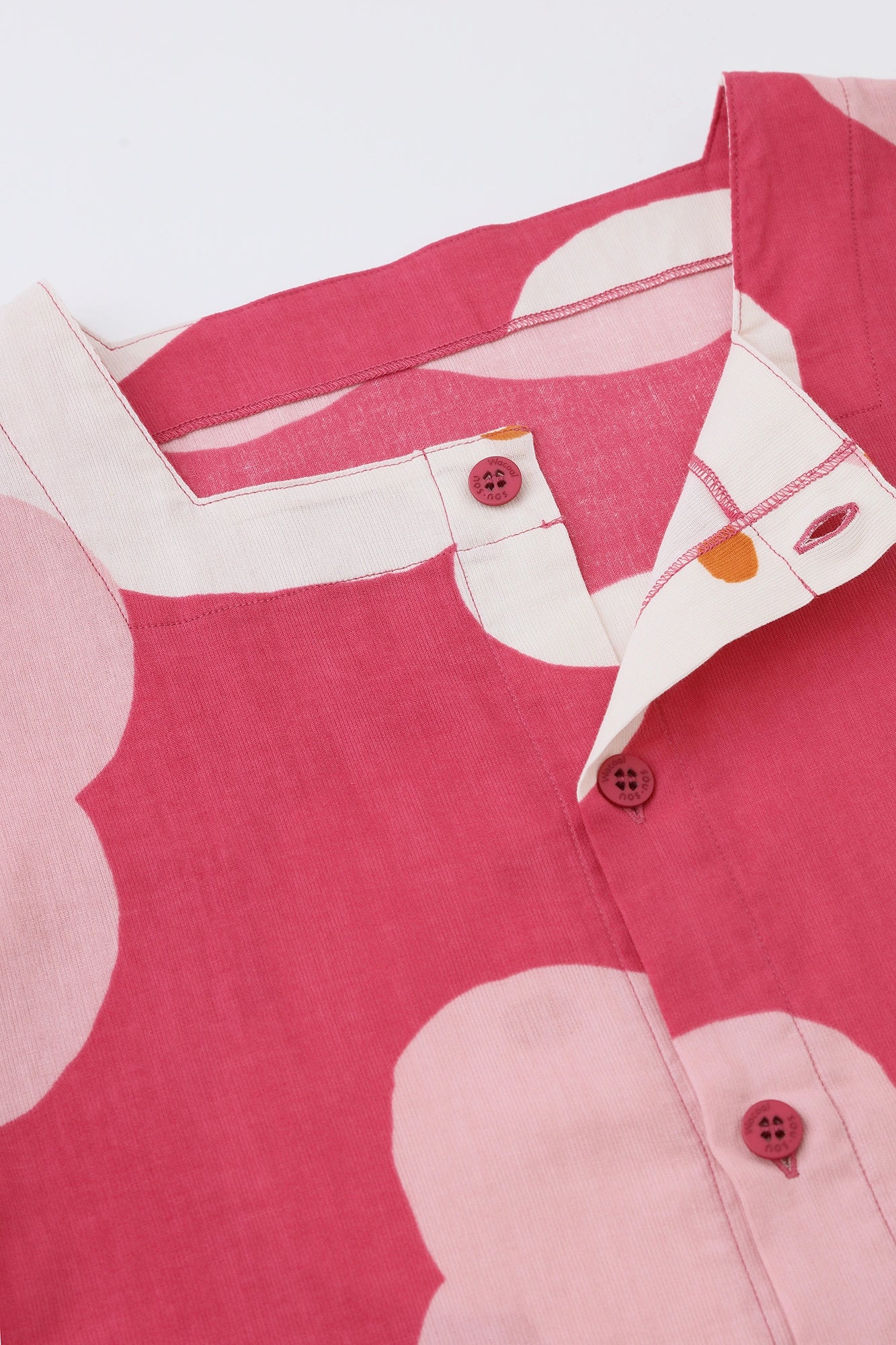 【net限定】SOU・SOU×ワコール 高島縮 40/40 寛（かん）ねまき 五分袖 洛袋付き／ほほえみ 紅梅色（こうばいいろ）