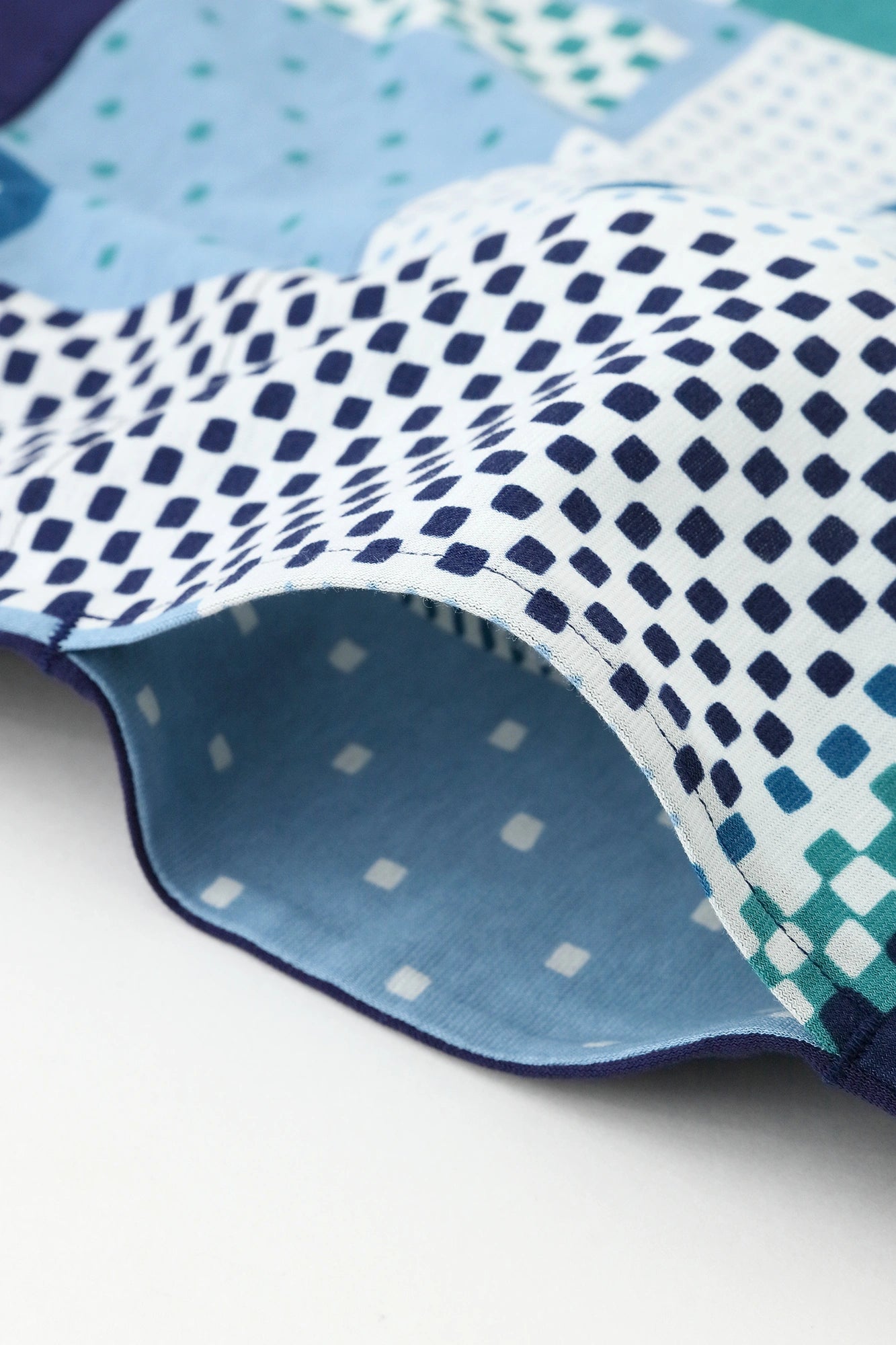 [En ligne seulement] SOU・SOU×Wacoal Large robe rectangulaire Kumi/Bleu foncé×Rikyu Yanagi