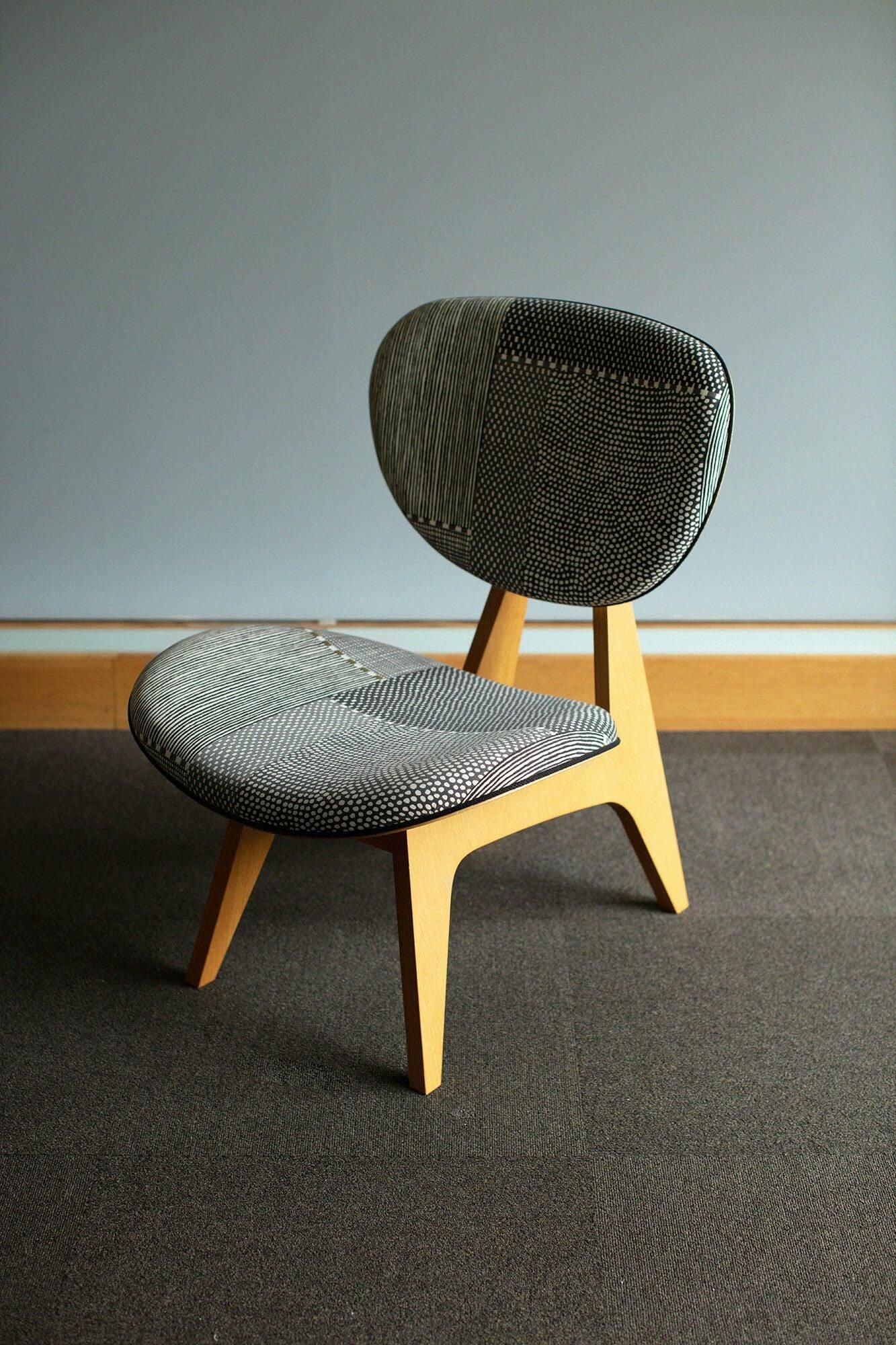 SOU・SOU×Tendo Mokko Middle Type Chair／Lines and Dots Ink Color(Sumiiro) [※DeliveryAbout a month and a half]