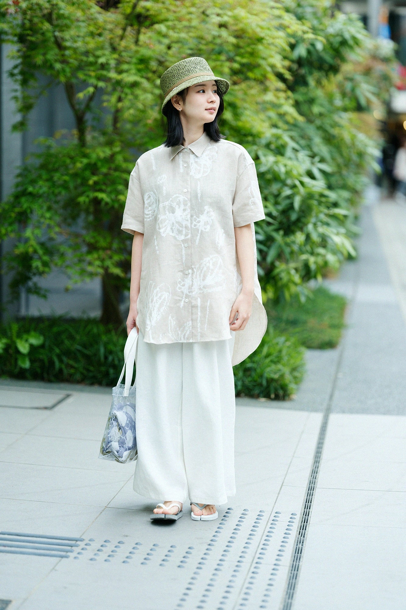 'Height:'162 cm,'WearsTaille : »Women F
