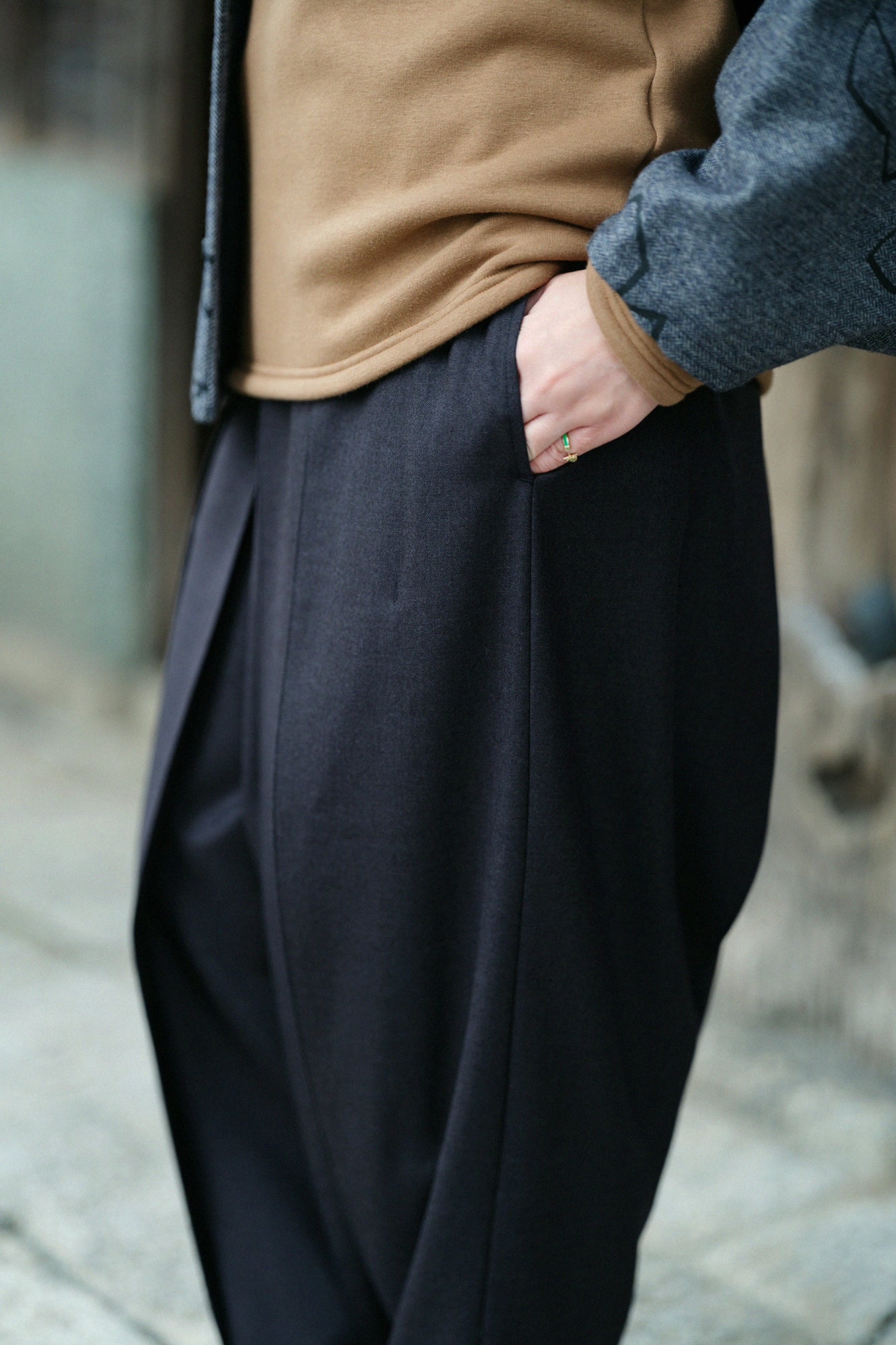 超級100羊毛 袴富士（飛鼠褲）／黑橡色