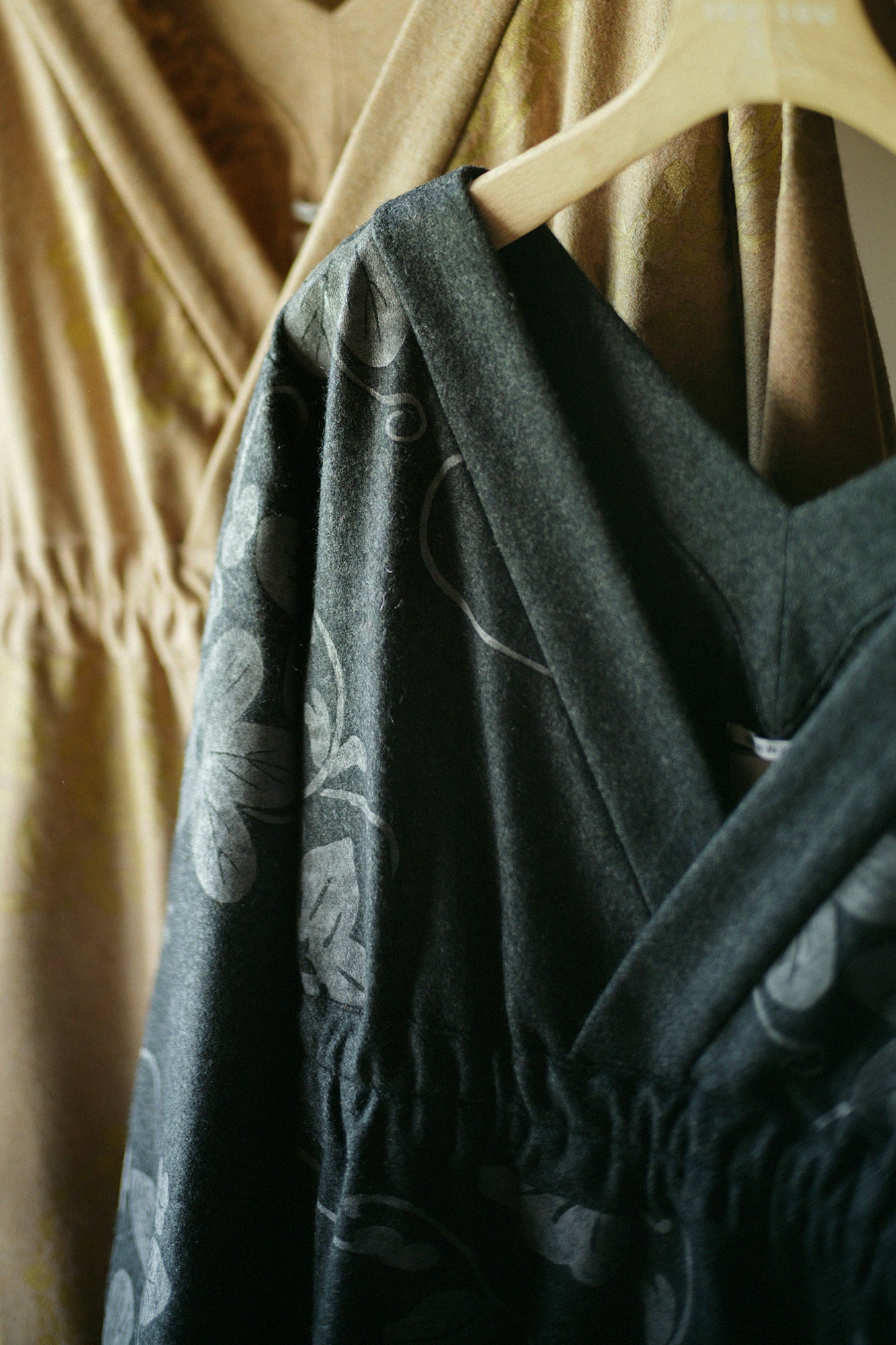 Wool Flannel Kimono Dress / Graceful Dark Ink Black