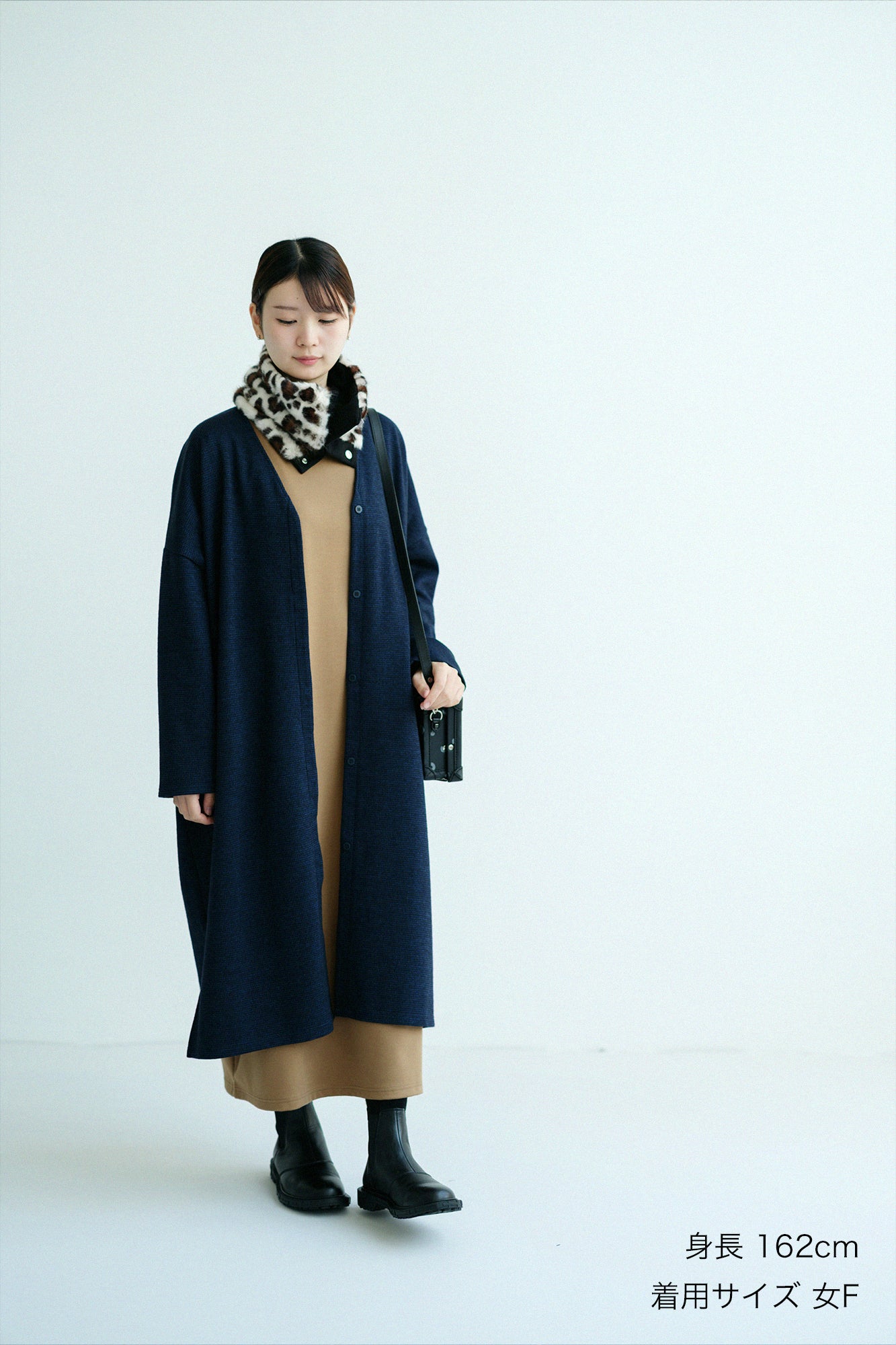 【預購】C/W千鳥格紋織 V領輕型外套／深藍色（※預計於12月9日左右發貨）