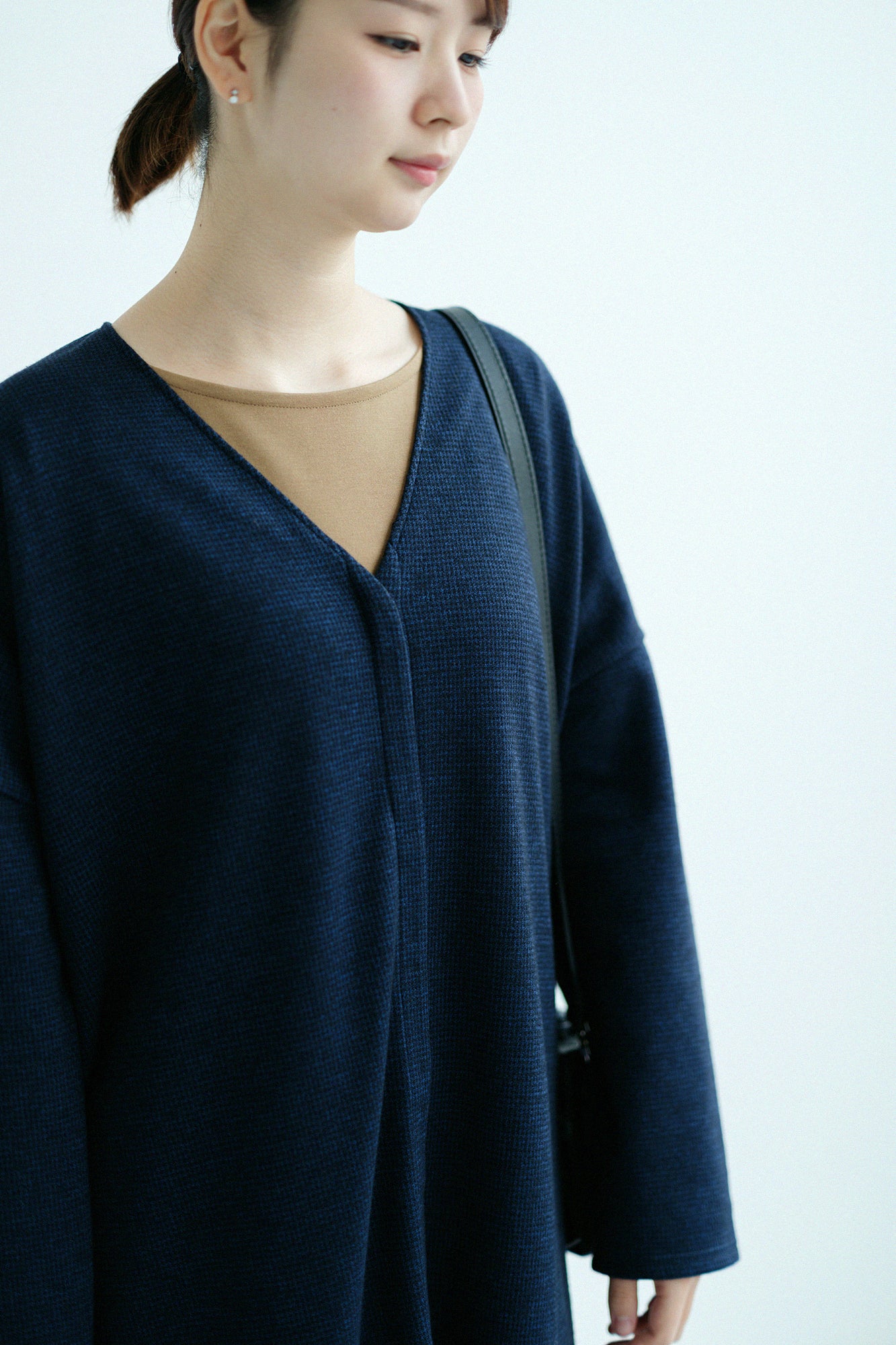 【預購】C/W千鳥格紋織 V領輕型外套／深藍色（※預計於12月9日左右發貨）