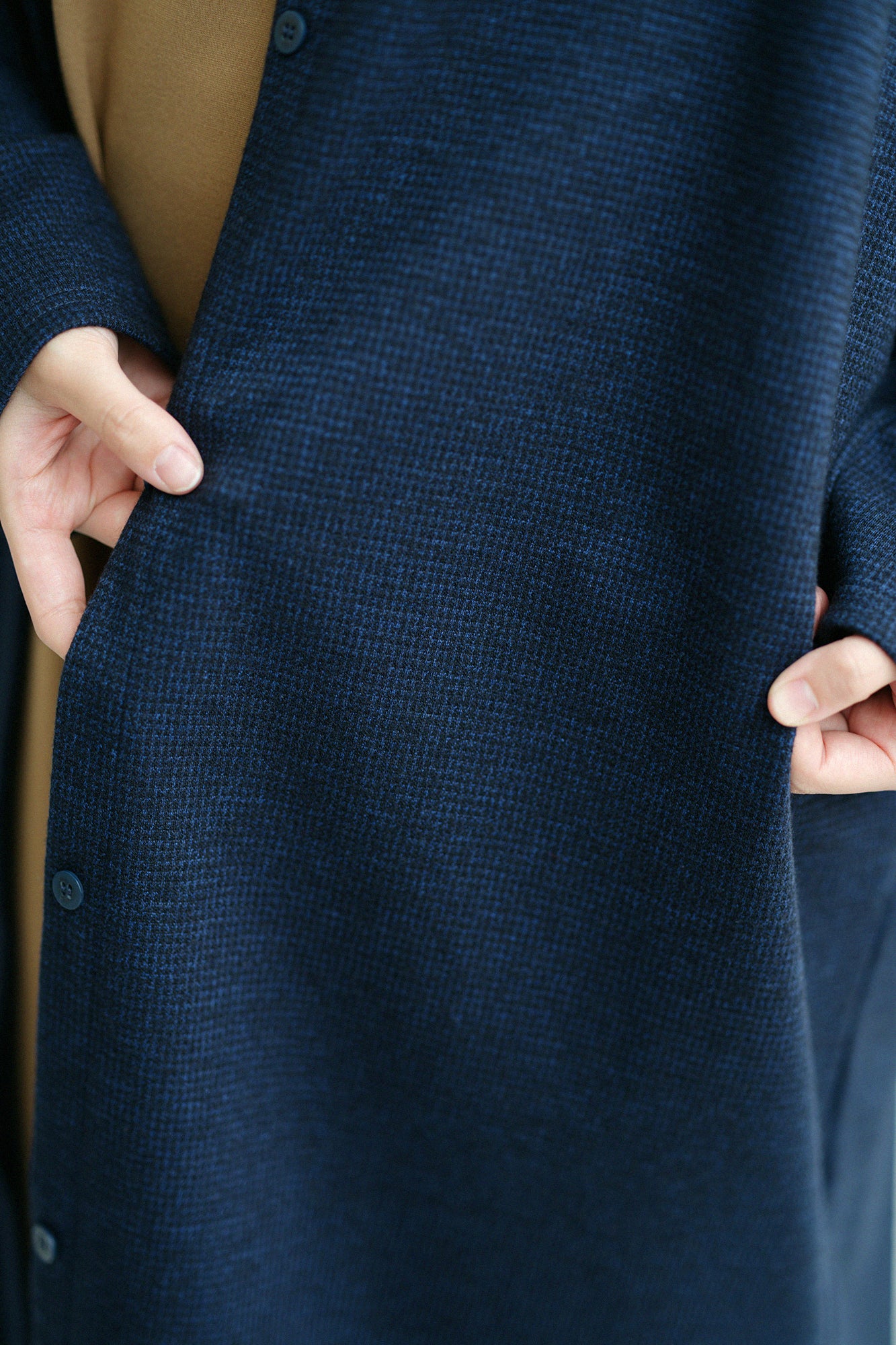 【預購】C/W千鳥格紋織 V領輕型外套／深藍色（※預計於12月9日左右發貨）