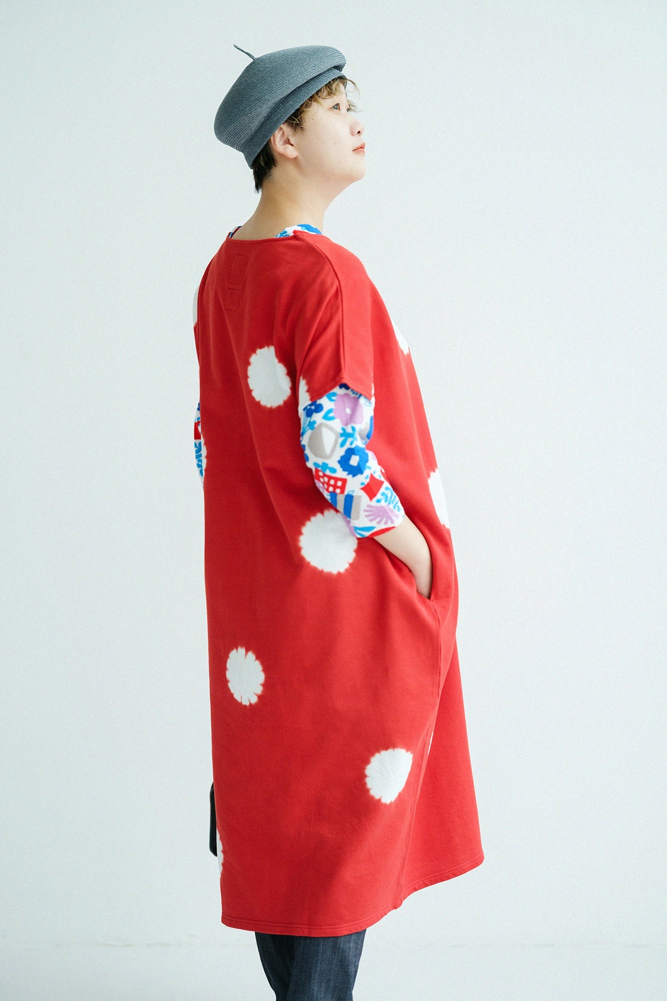 [Versand voraussichtlich um den 3. März] Kinkiyo Shibori, feines Fleece, rechteckiges Gewand, Schulterlinie/große Tupfen, Hiiro x Tsukumo