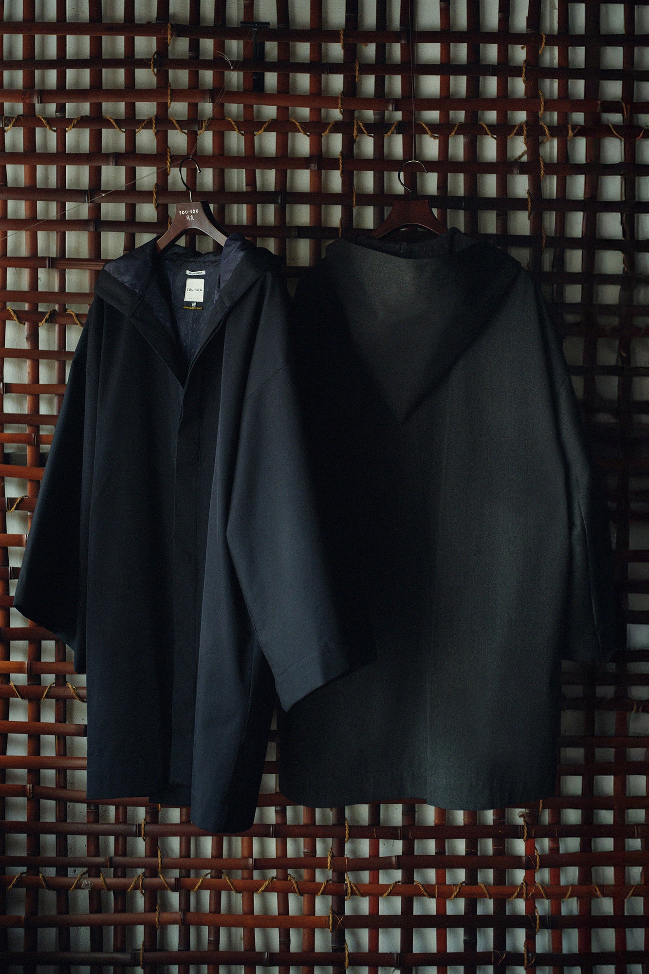 蟒蛇连帽斗篷 (Hitoe) / Choji Nezu